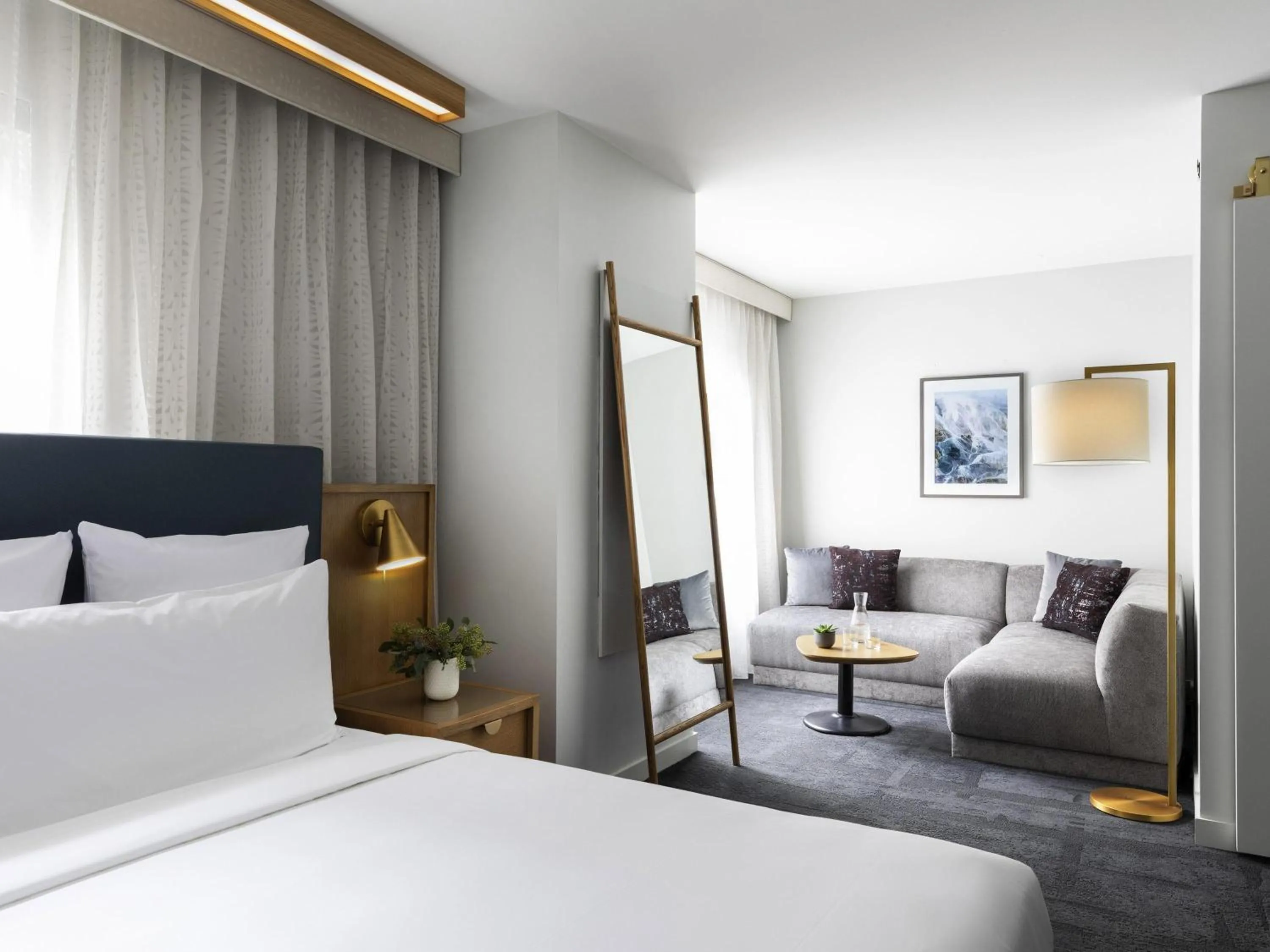 Bedroom, Bed in 21c Museum Hotel Chicago