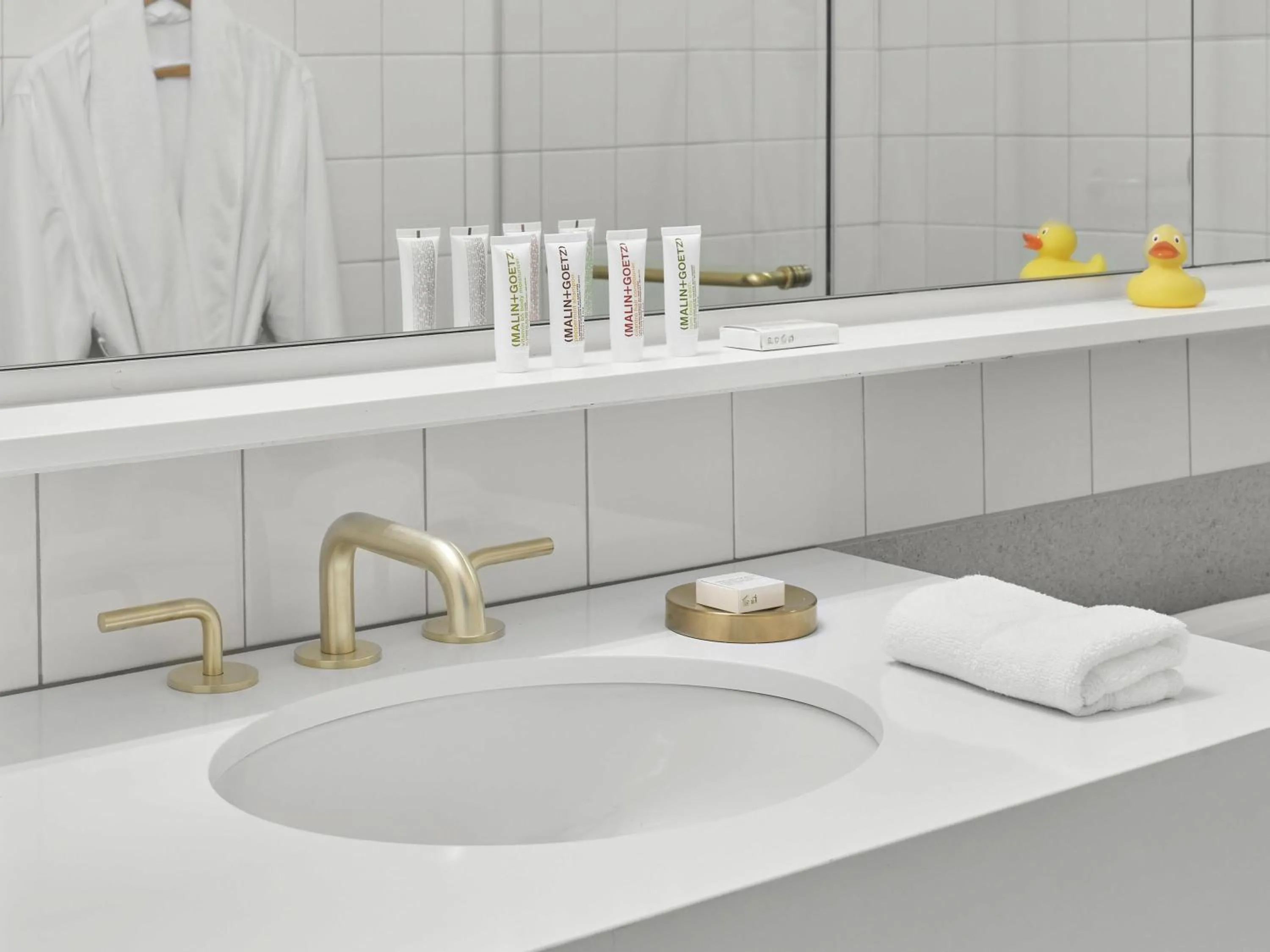 Bedroom in 21c Museum Hotel Chicago