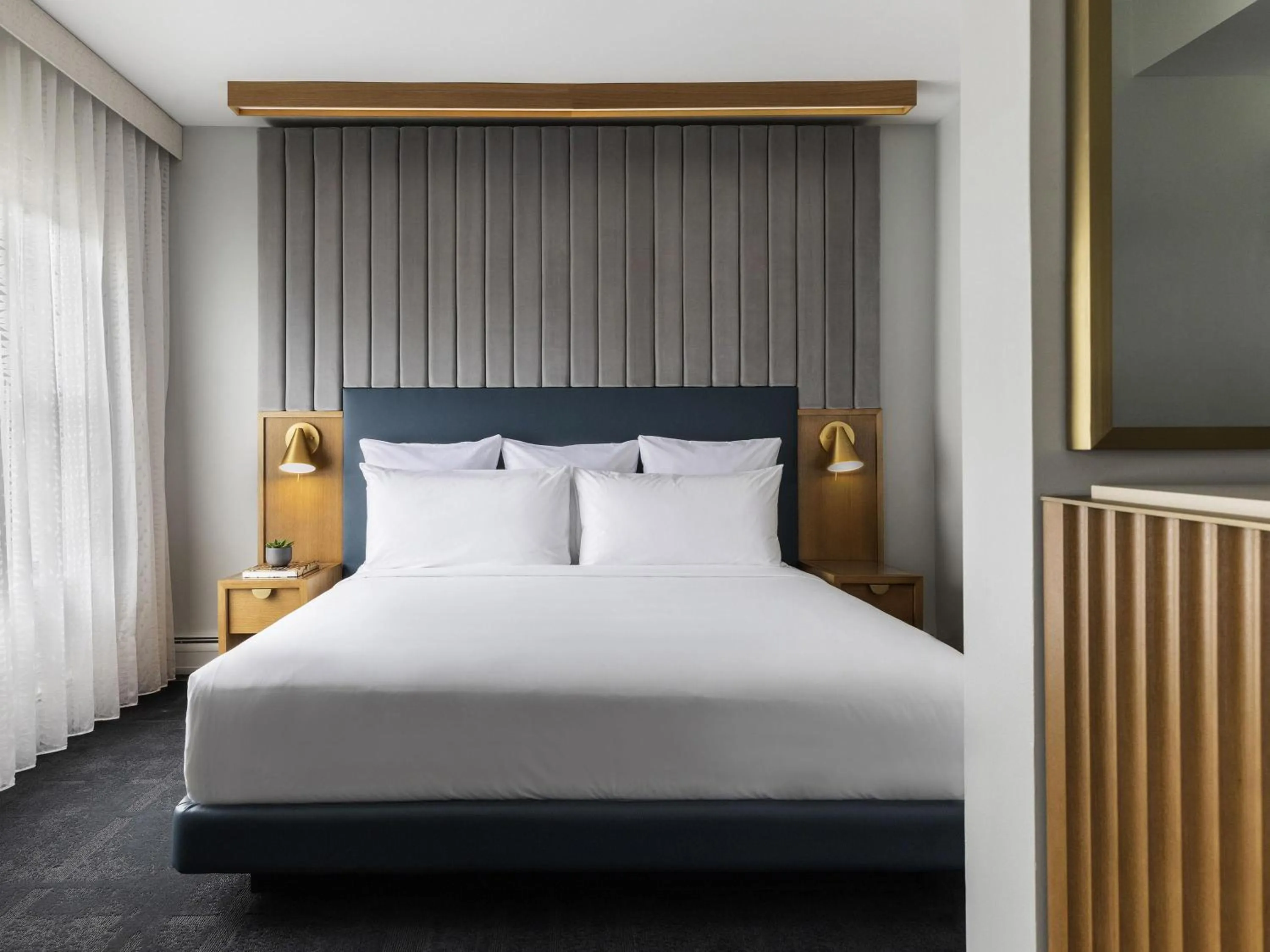 Bedroom, Bed in 21c Museum Hotel Chicago