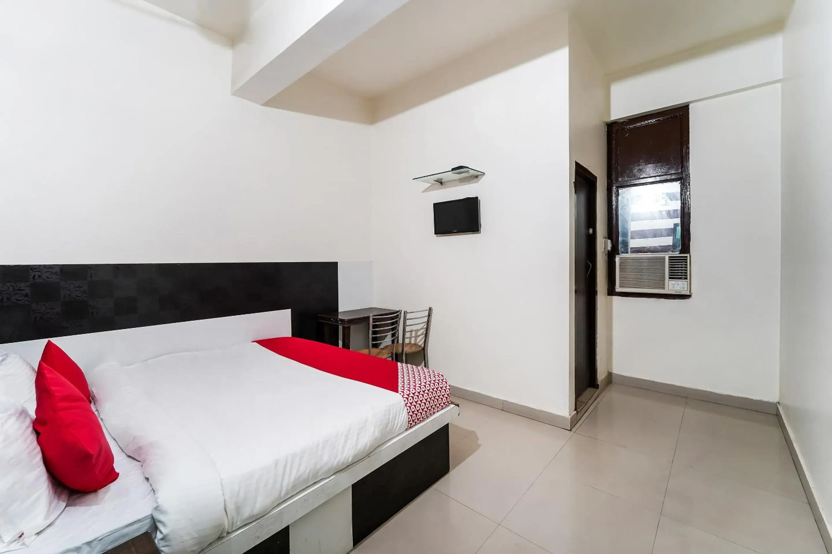 Bedroom, Bed in Hotel O Landlord Bedroom, Bed in Hotel O Landlord