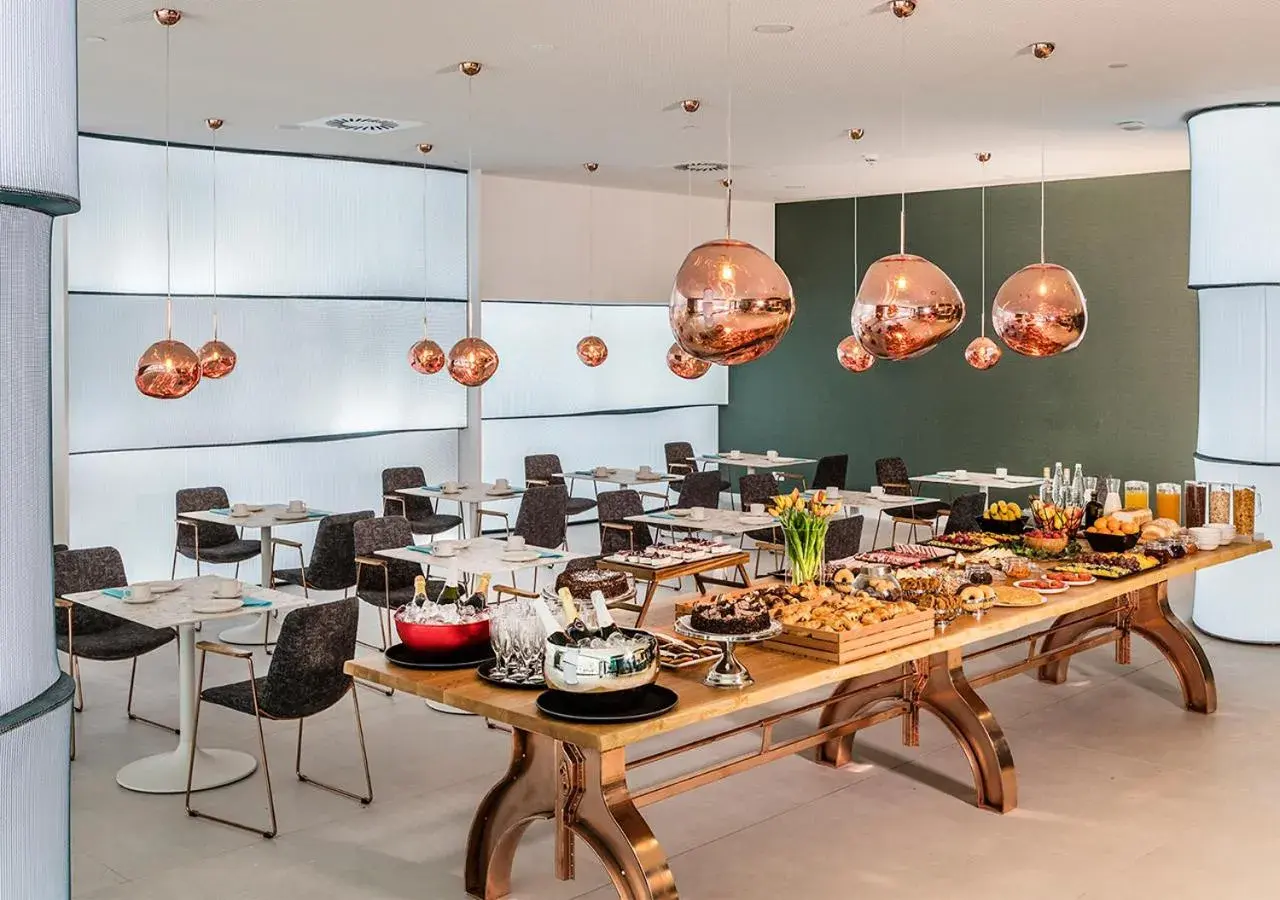 Restaurant/places to eat in Axel Hotel San Sebastián - Adults Only Restaurant/places to eat in Axel Hotel San Sebastián - Adults Only