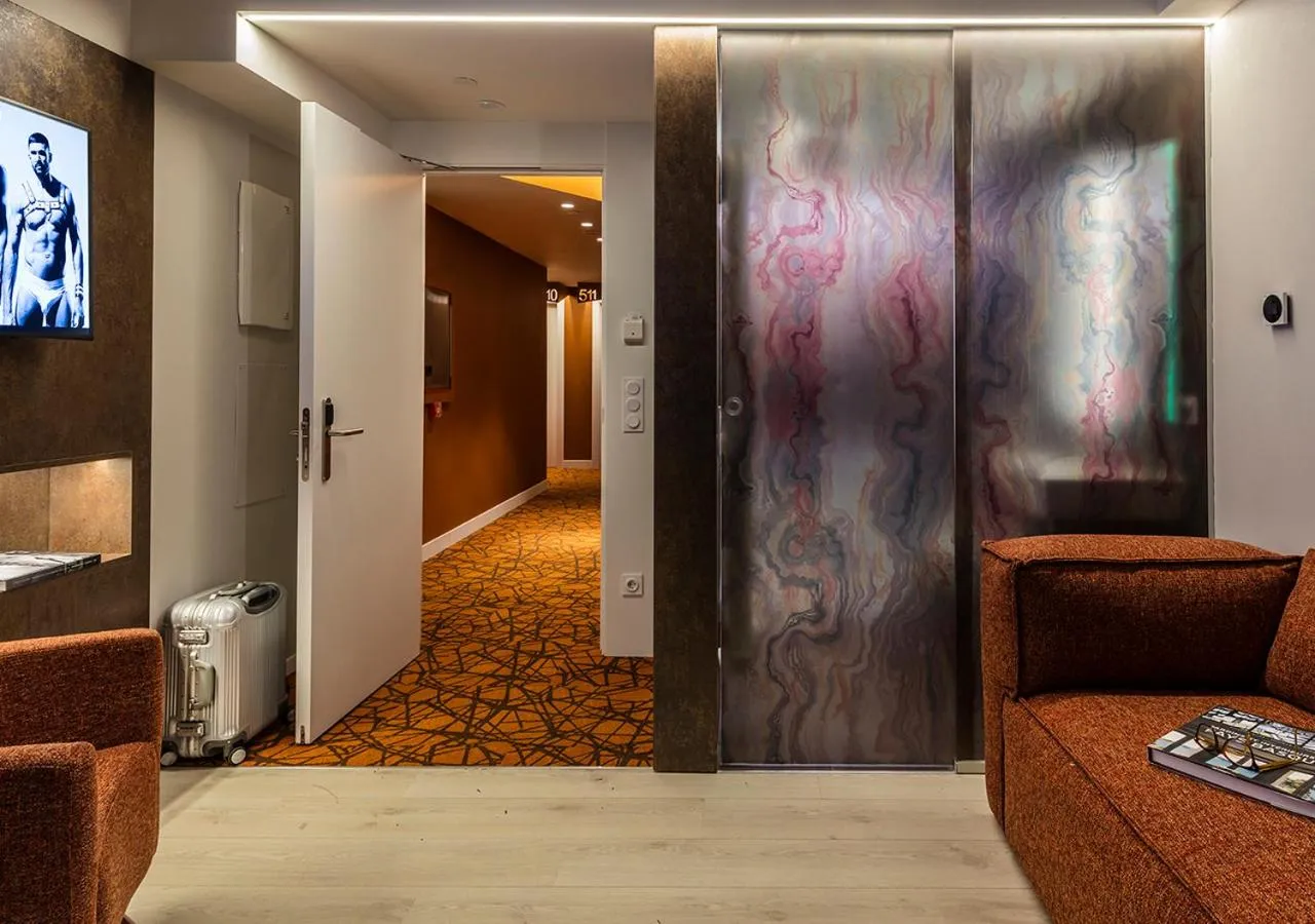 Living room in Axel Hotel San Sebastián - Adults Only