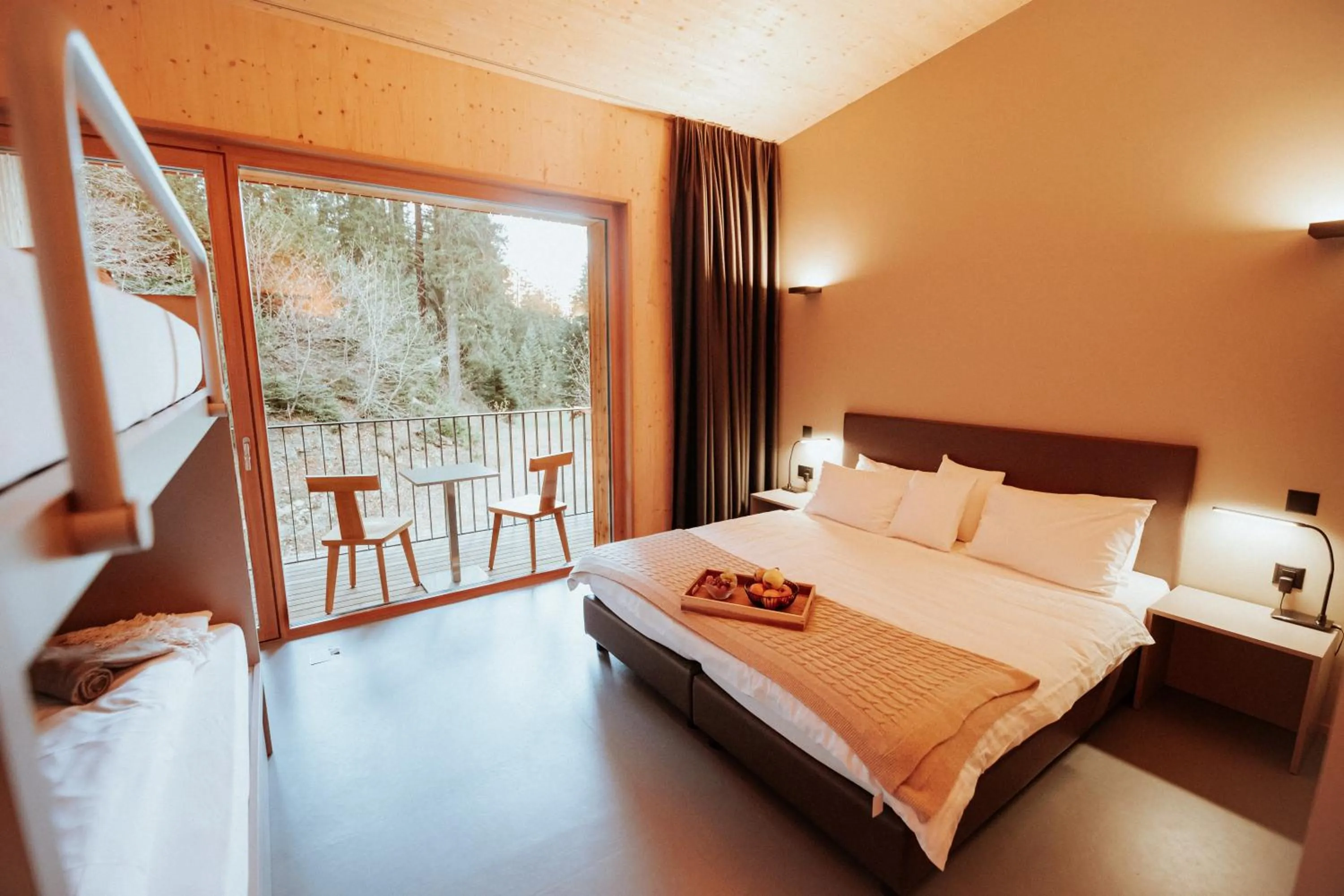 Bathroom, Bed in Campra Alpine Lodge & Spa