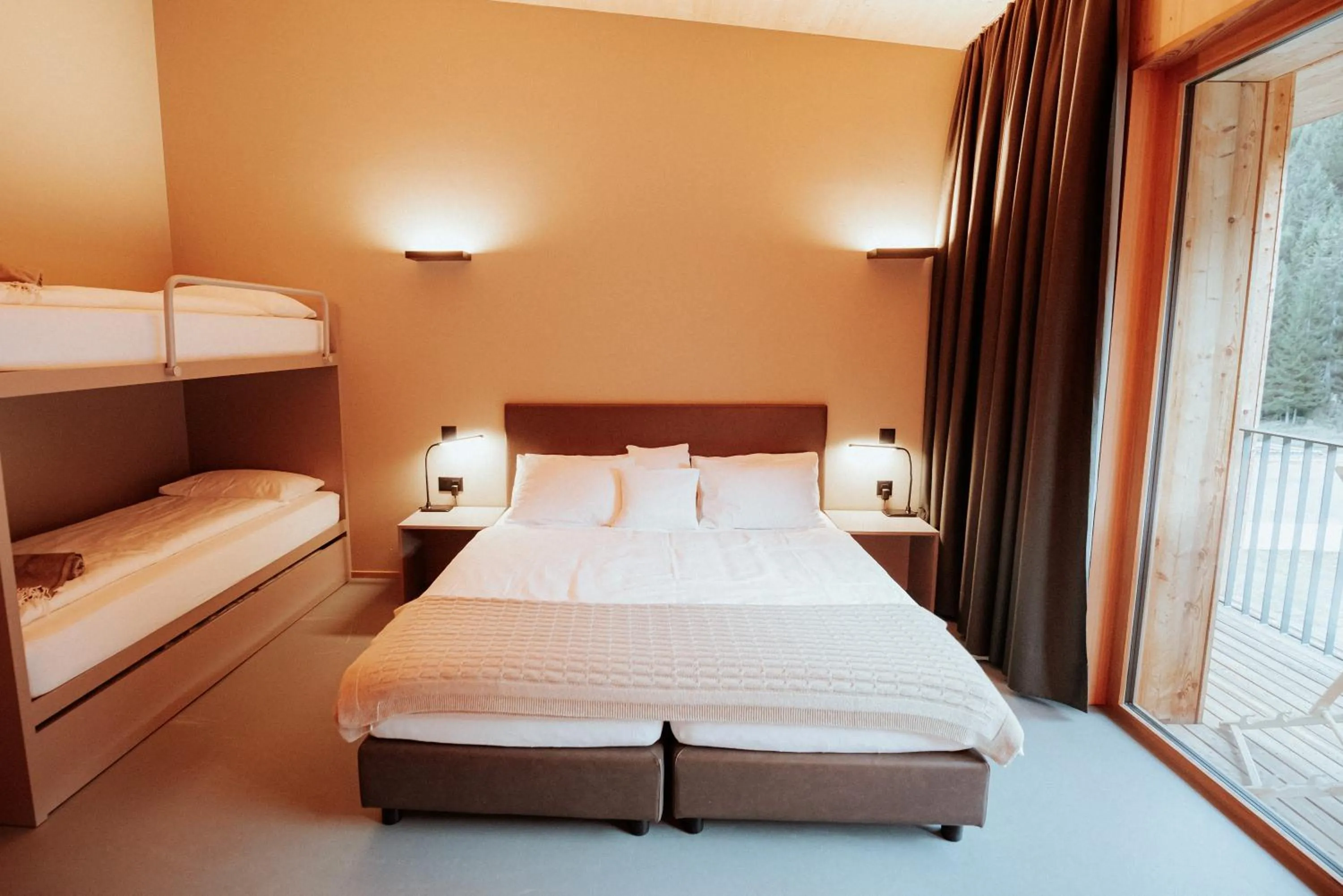 Bathroom, Bed in Campra Alpine Lodge & Spa