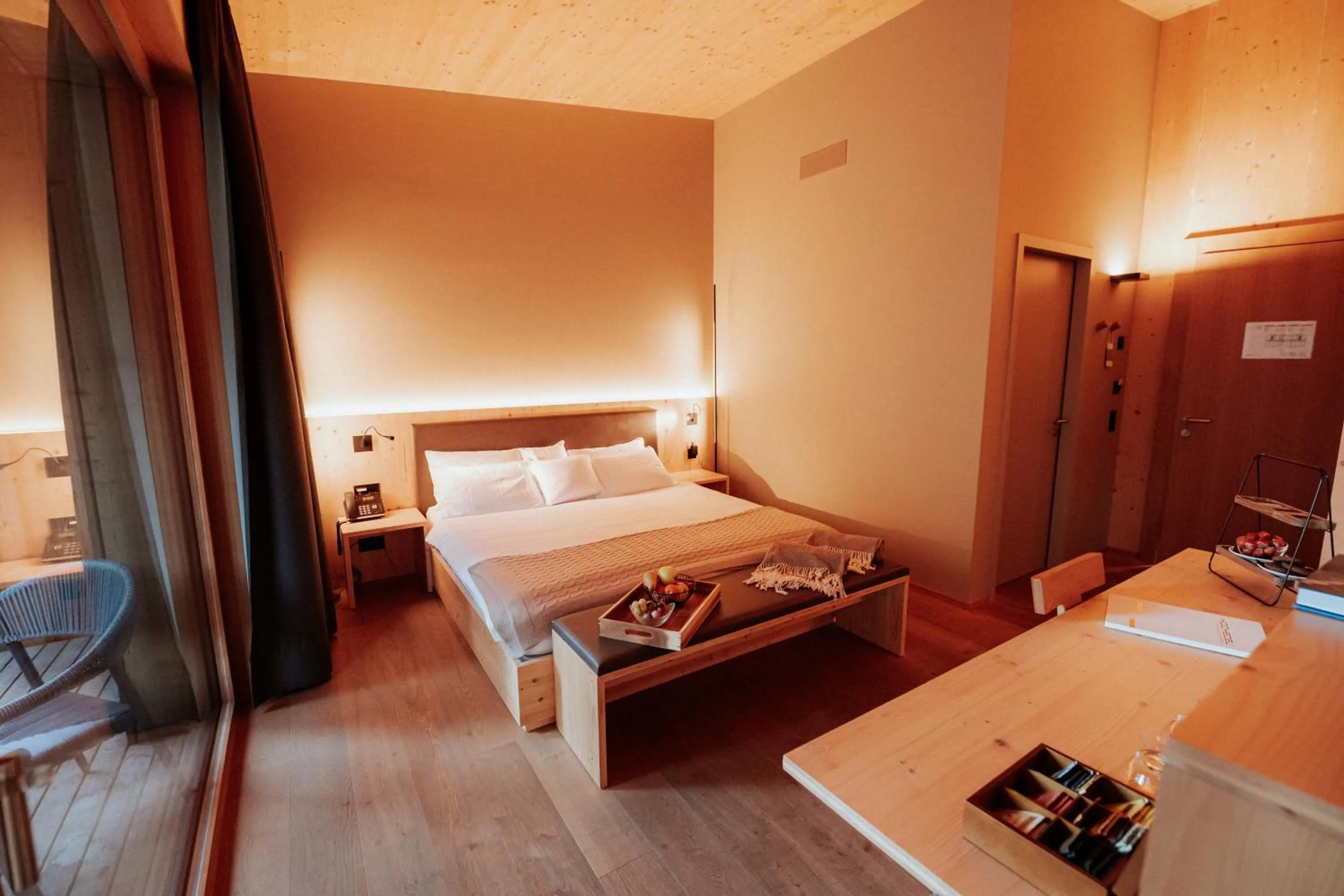 People, Bed in Campra Alpine Lodge & Spa