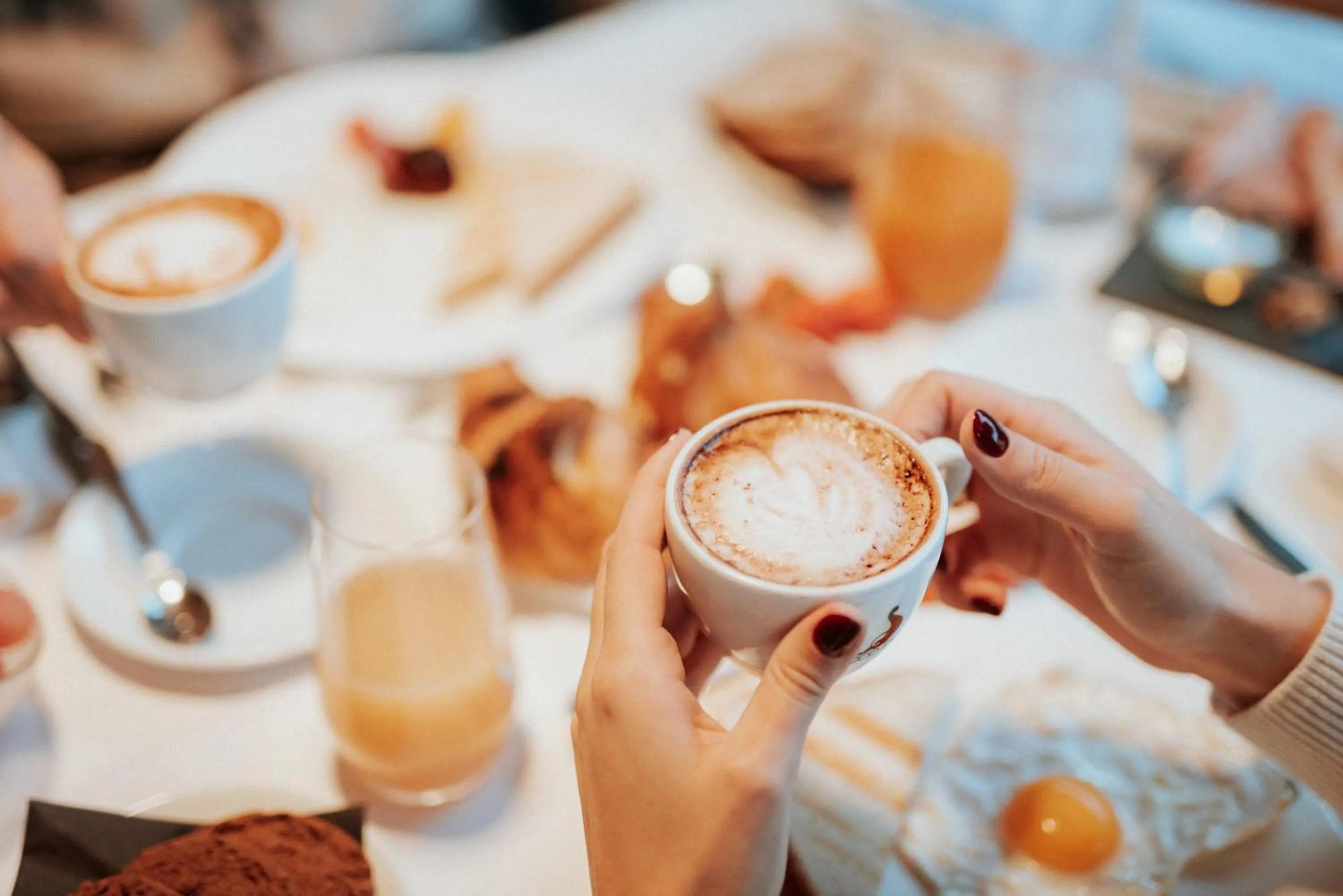 Breakfast in Campra Alpine Lodge & Spa