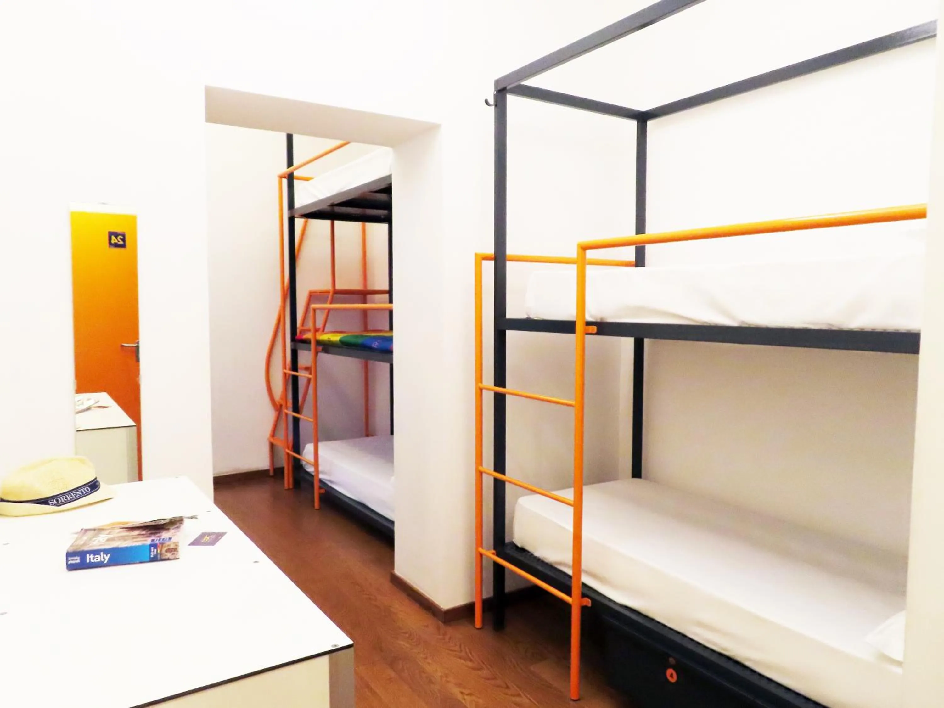 Bed in 4-Bed Female Dormitory Room  with Private Bathroom in Tric Trac Hostel