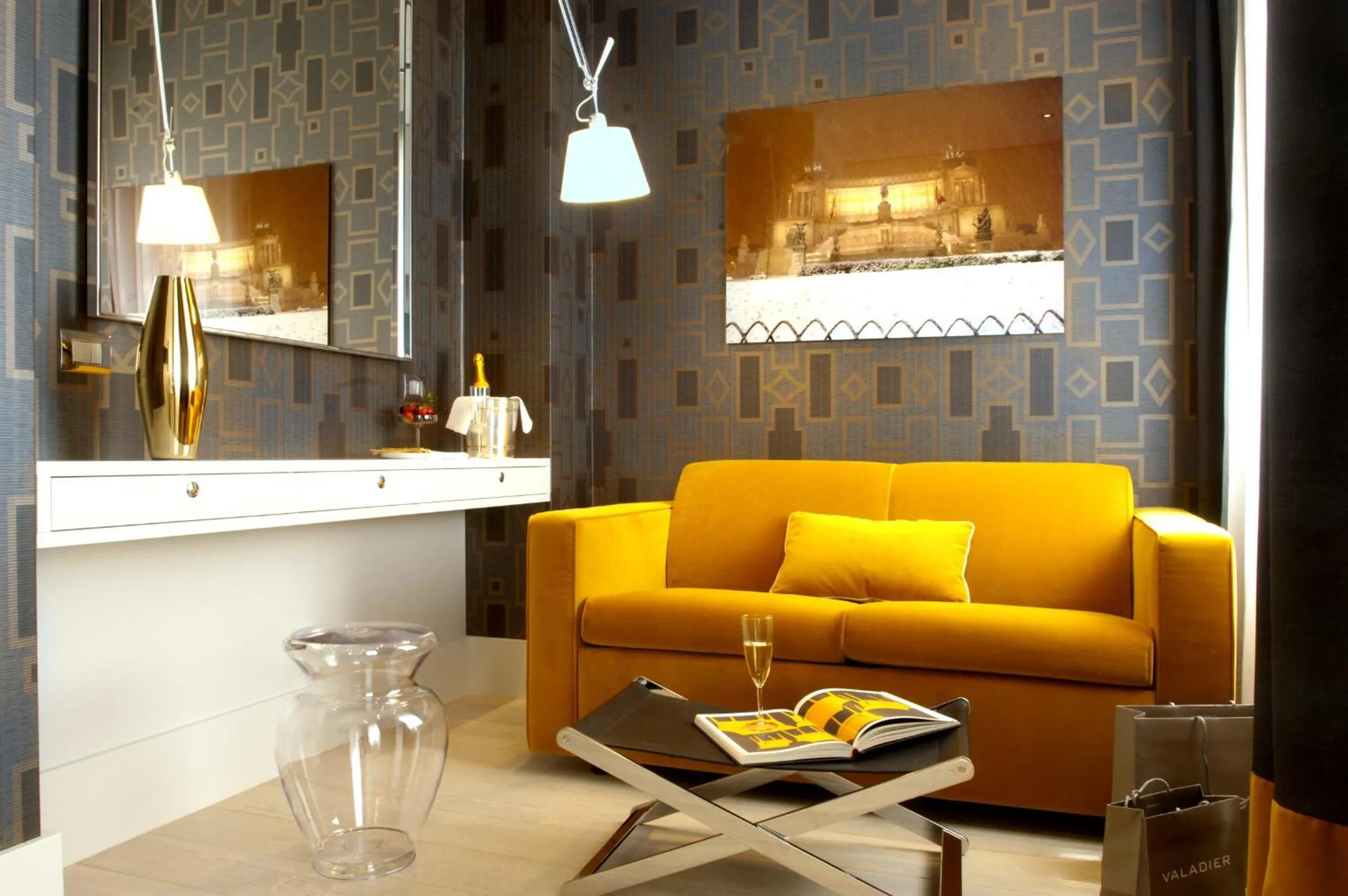 Seating area in Mood44