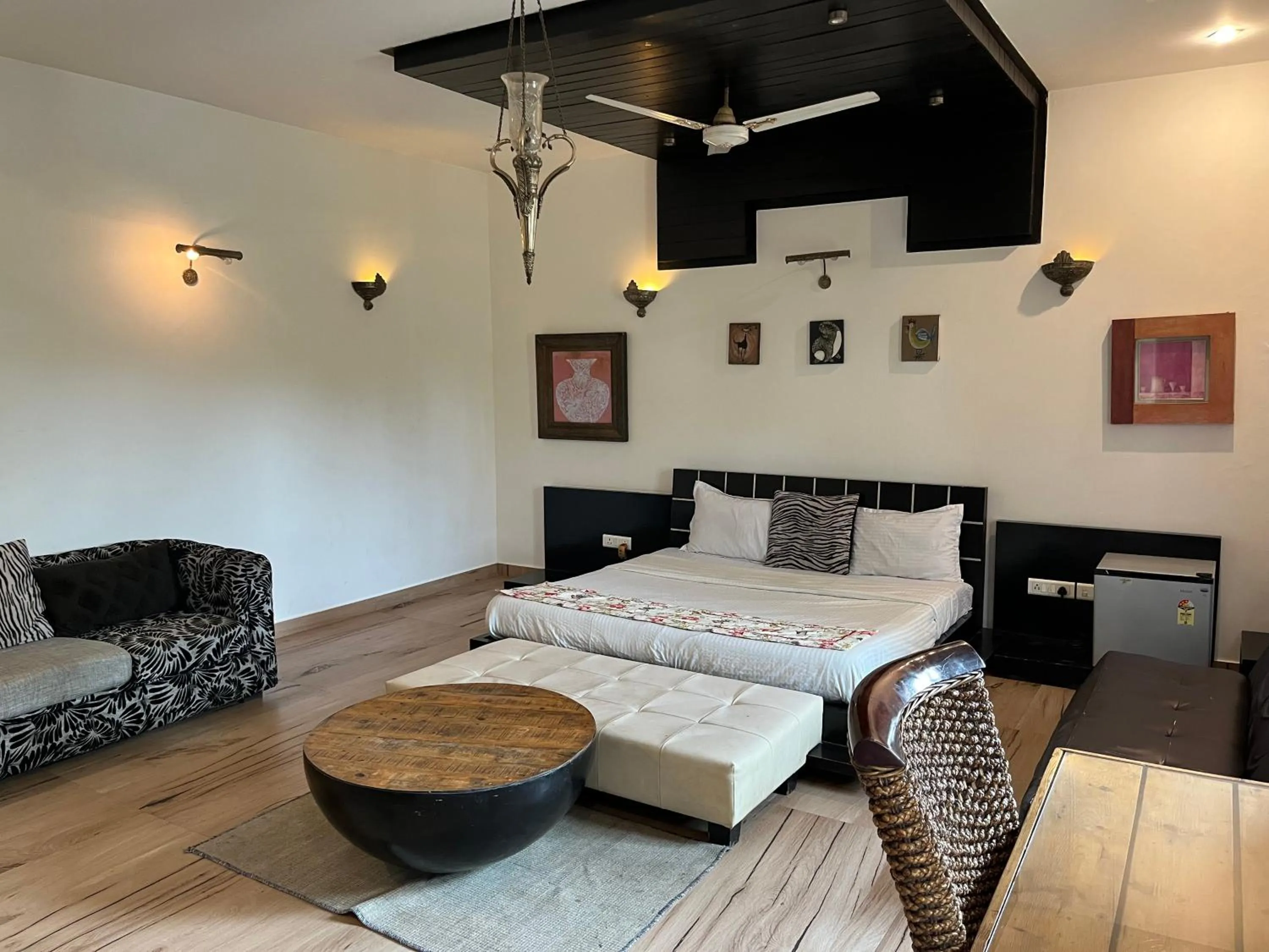 Photo of the whole room, Bed in Aakritii Hotels
