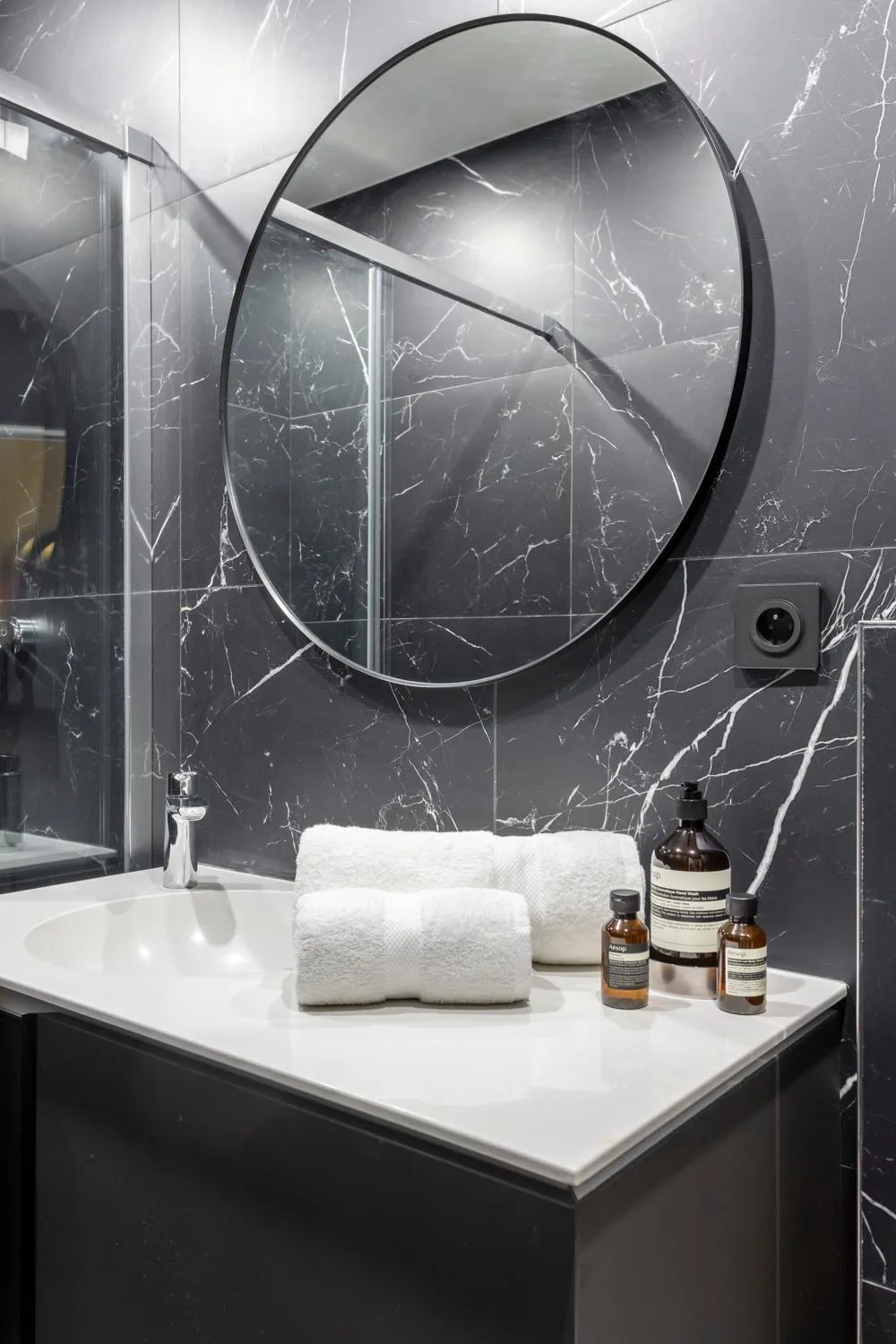 Bathroom in Best Stay Jeuneurs