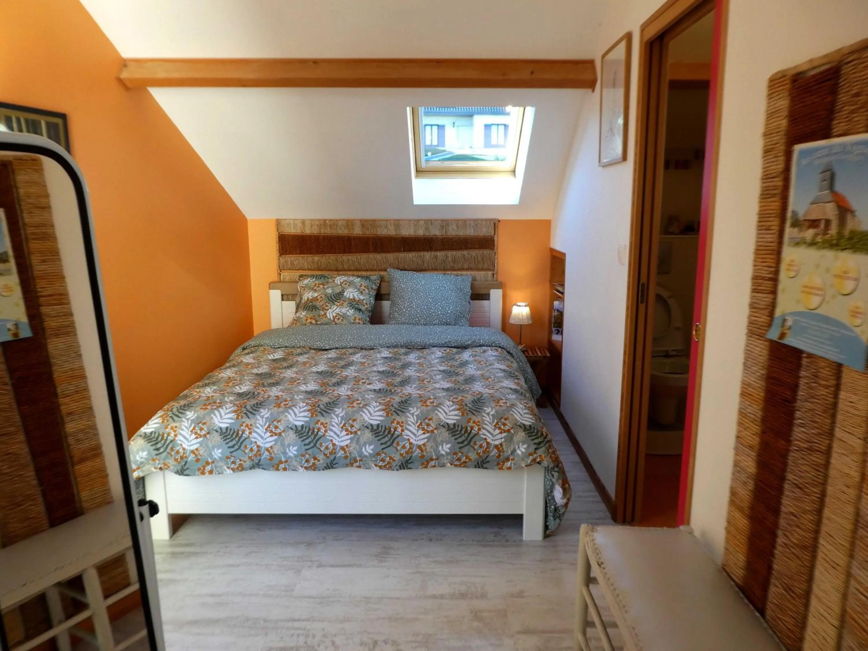 Bed in LA TUILIERE