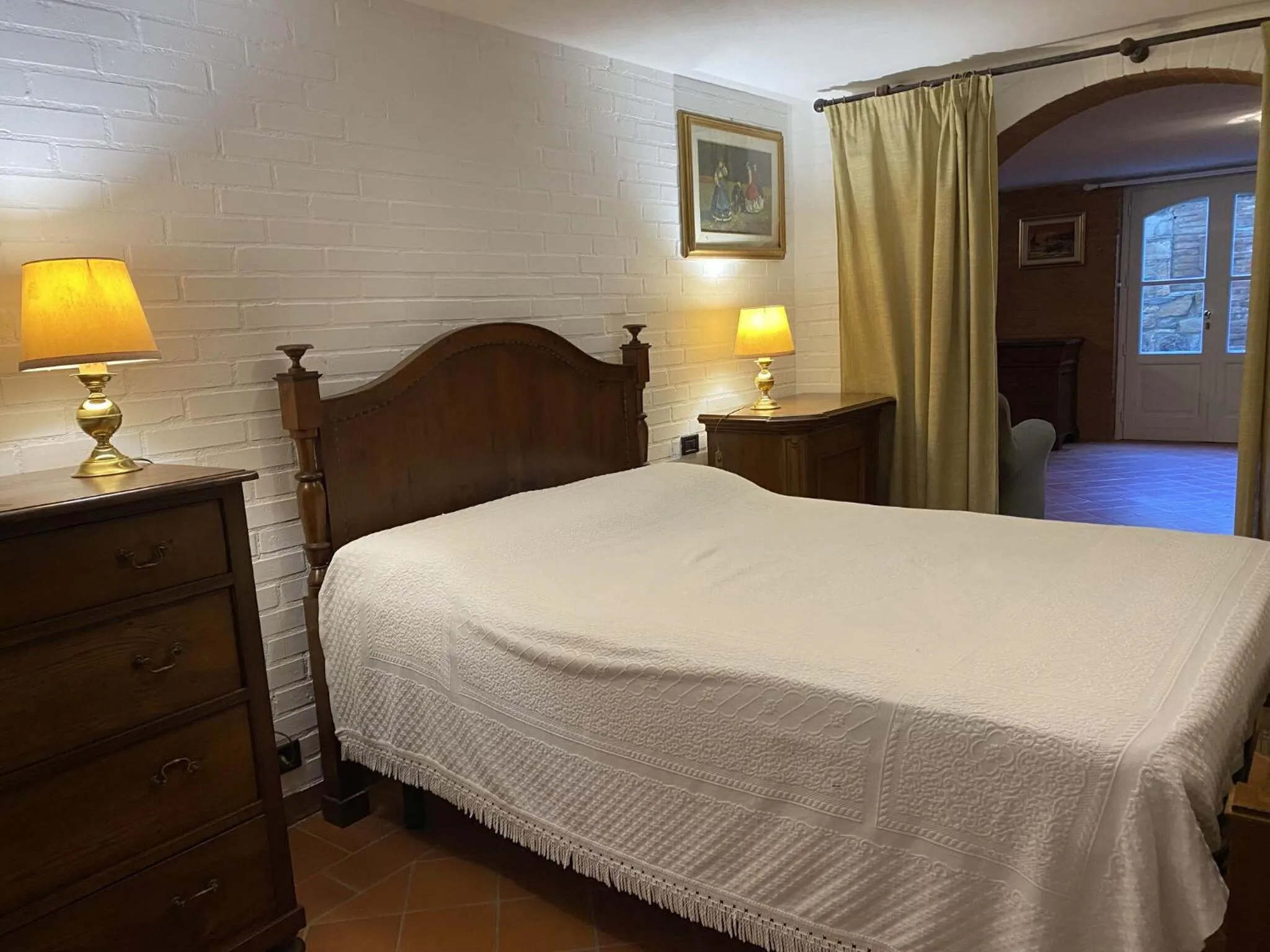Bedroom, Bed in Broccolo by Salogi Villas