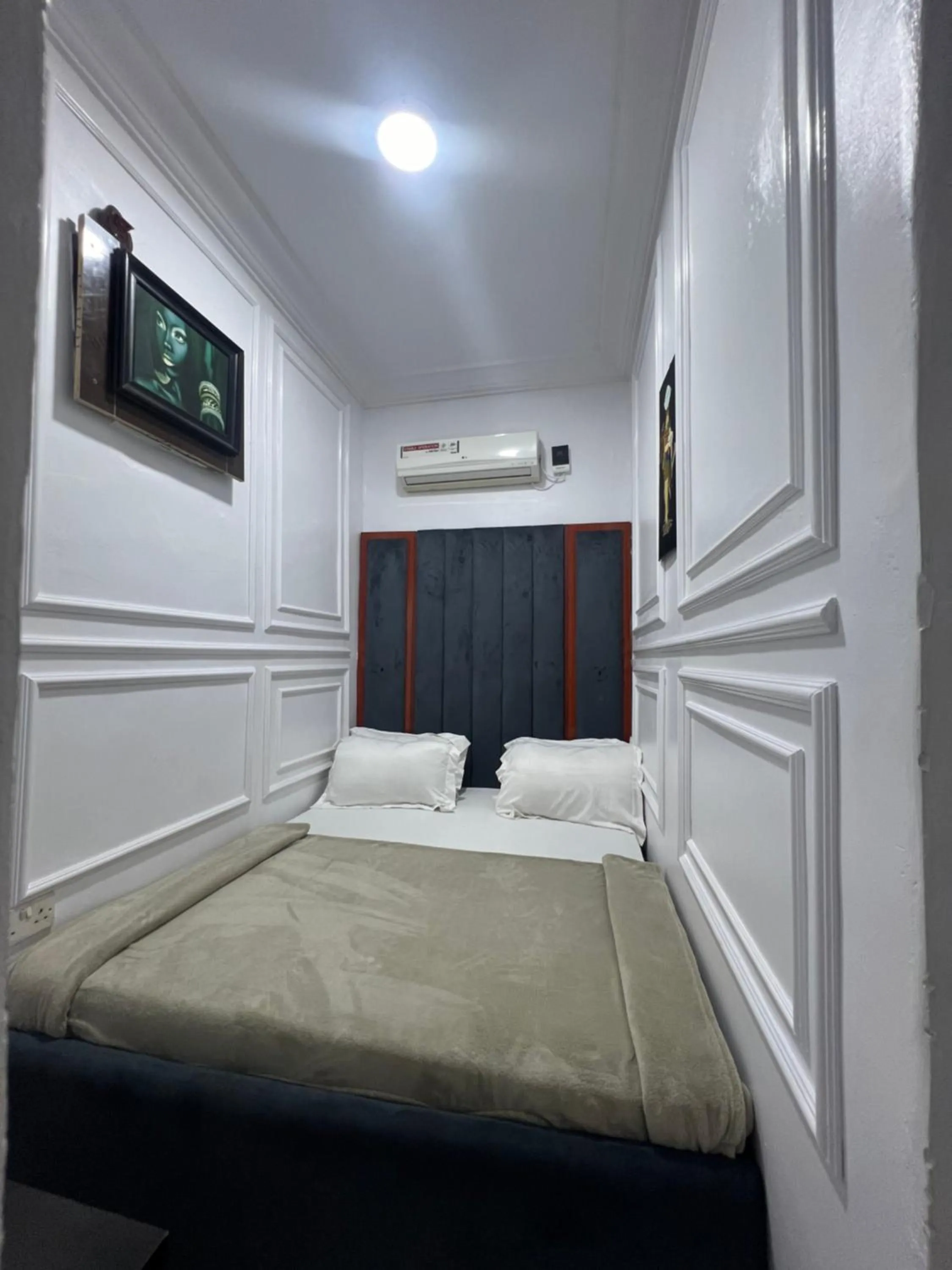 Bed in J Gibson Hotel