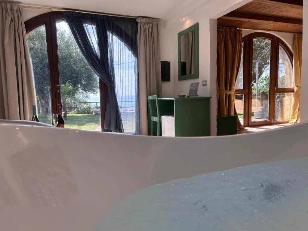 View (from property/room), Bed in Antica Dimora Palinuro