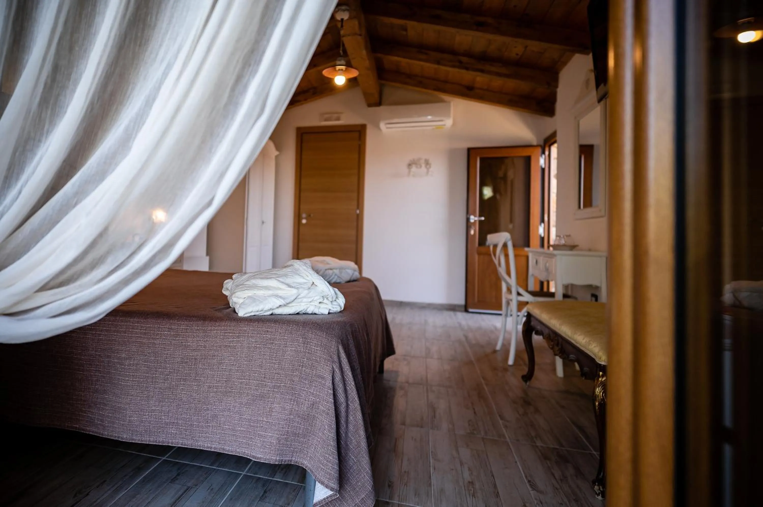Bedroom, Bed in Antica Dimora Palinuro