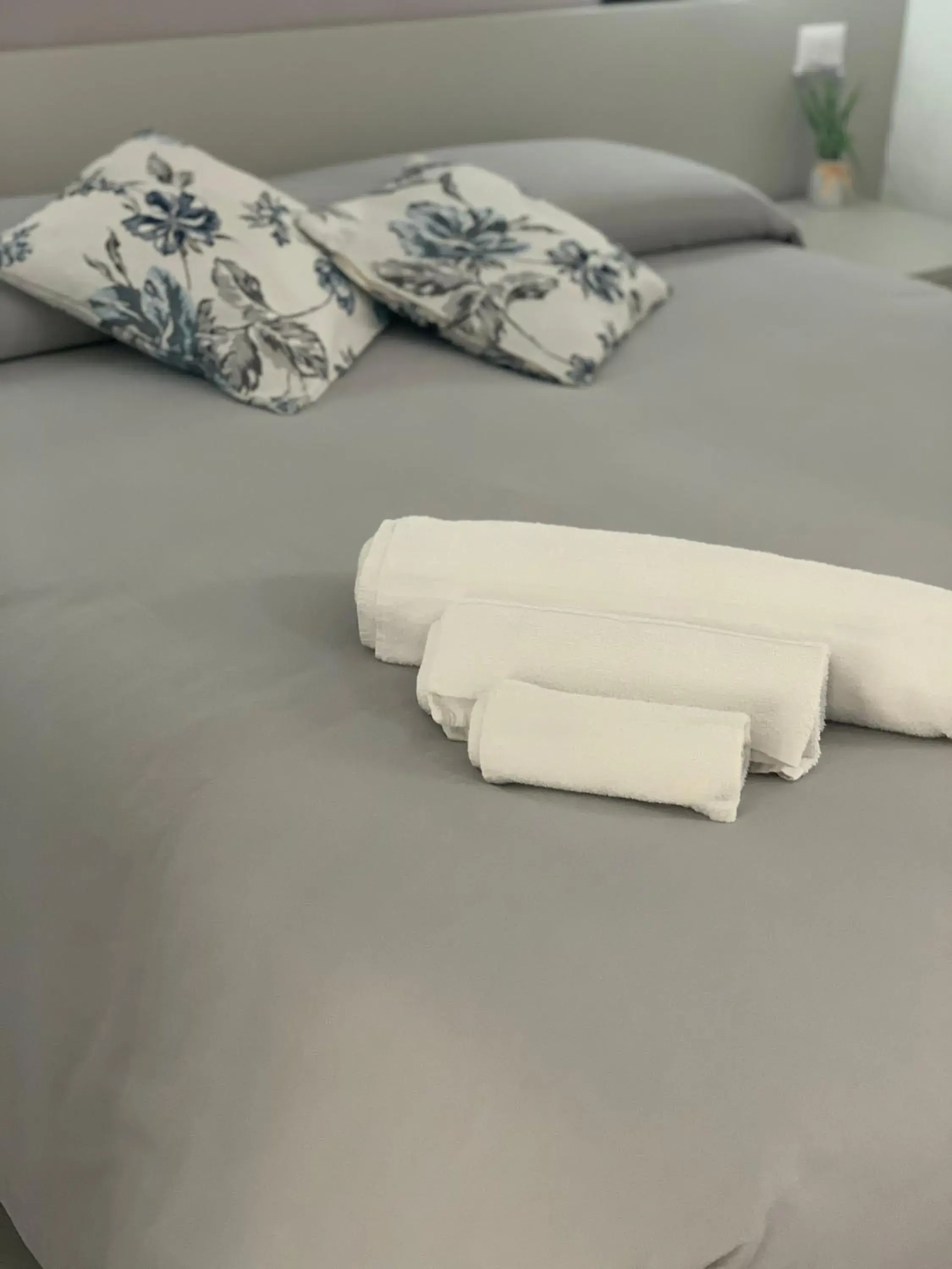 Deluxe Double or Twin Room with Balcony in Il Canale Design House Deluxe Double or Twin Room with Balcony in Il Canale Design House