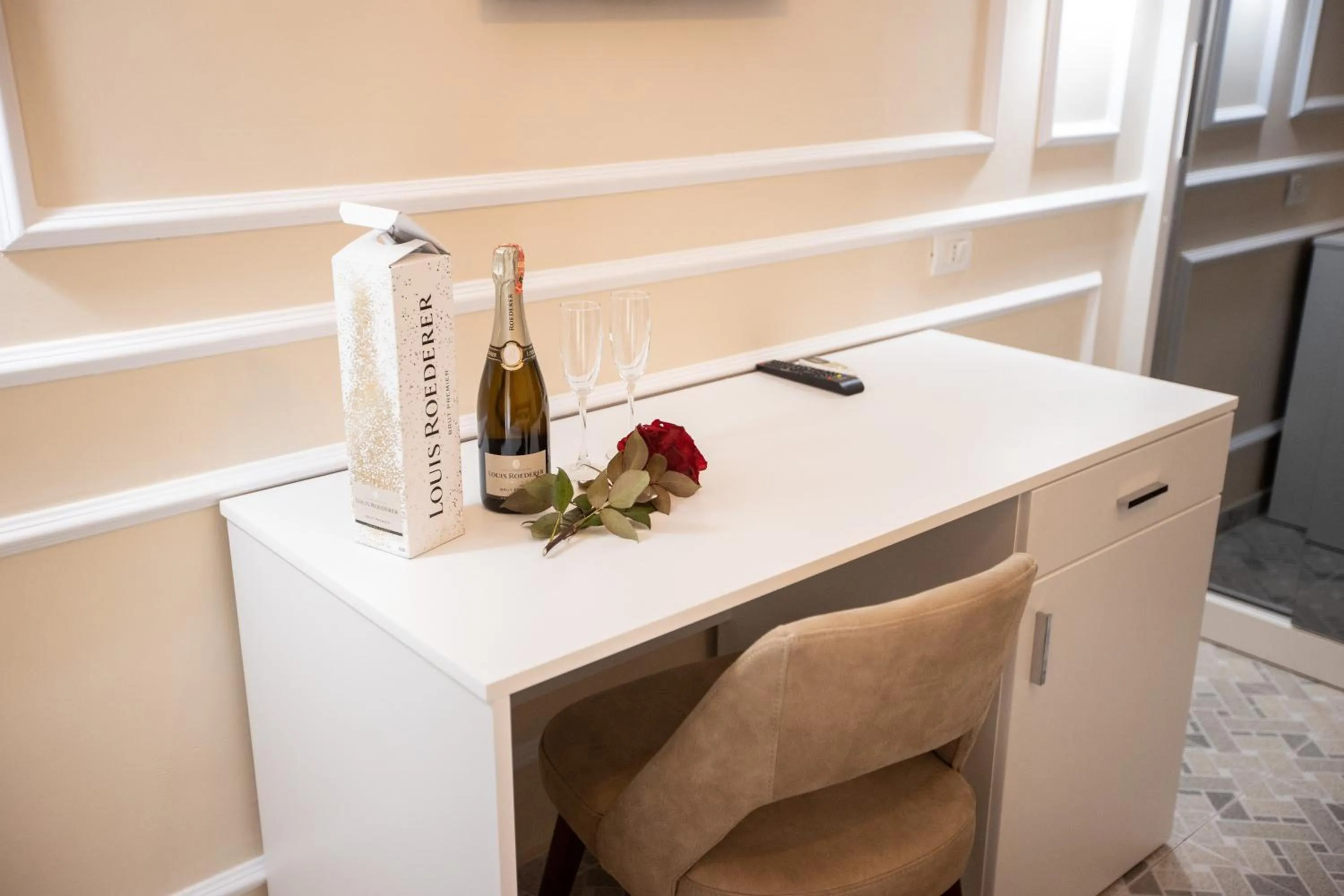 Food and drinks in VILA SANREMO