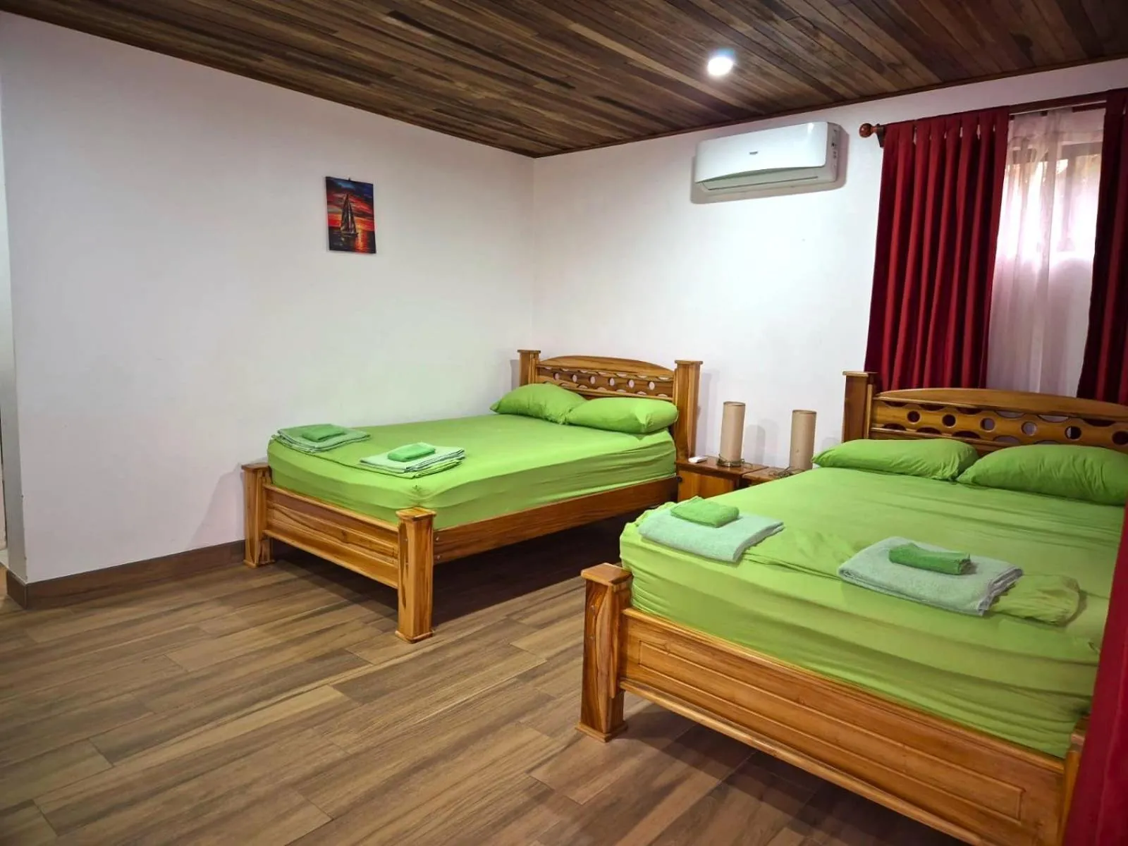 Bed in Corcovado & Drake Inn