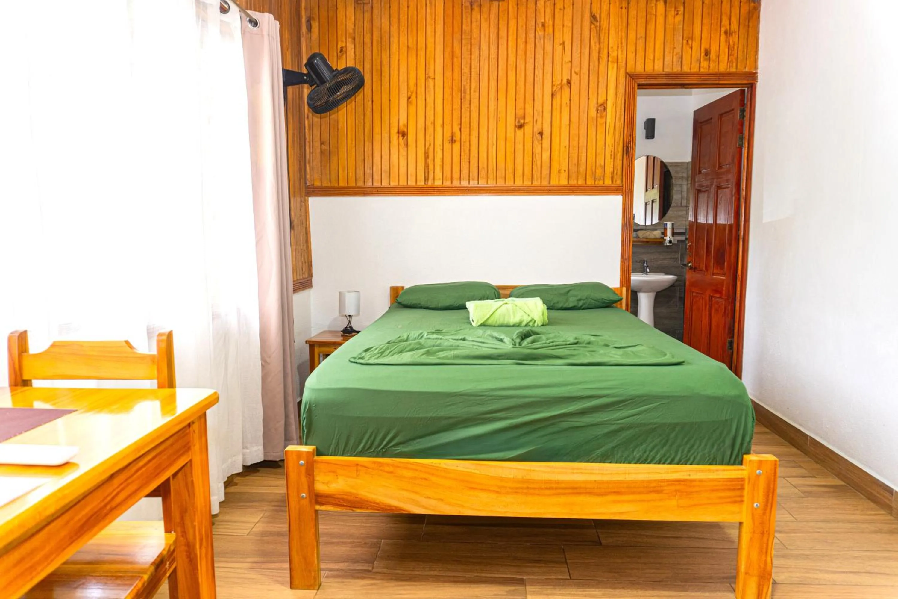 Bed in Corcovado & Drake Inn