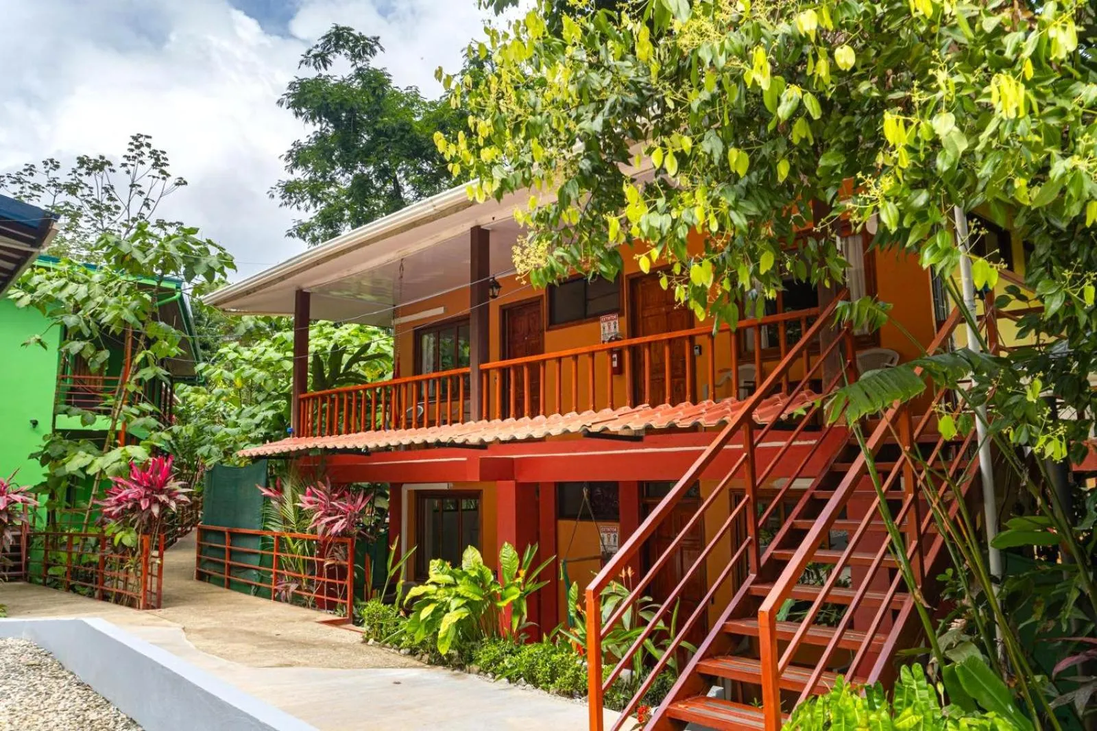 Property building in Corcovado & Drake Inn