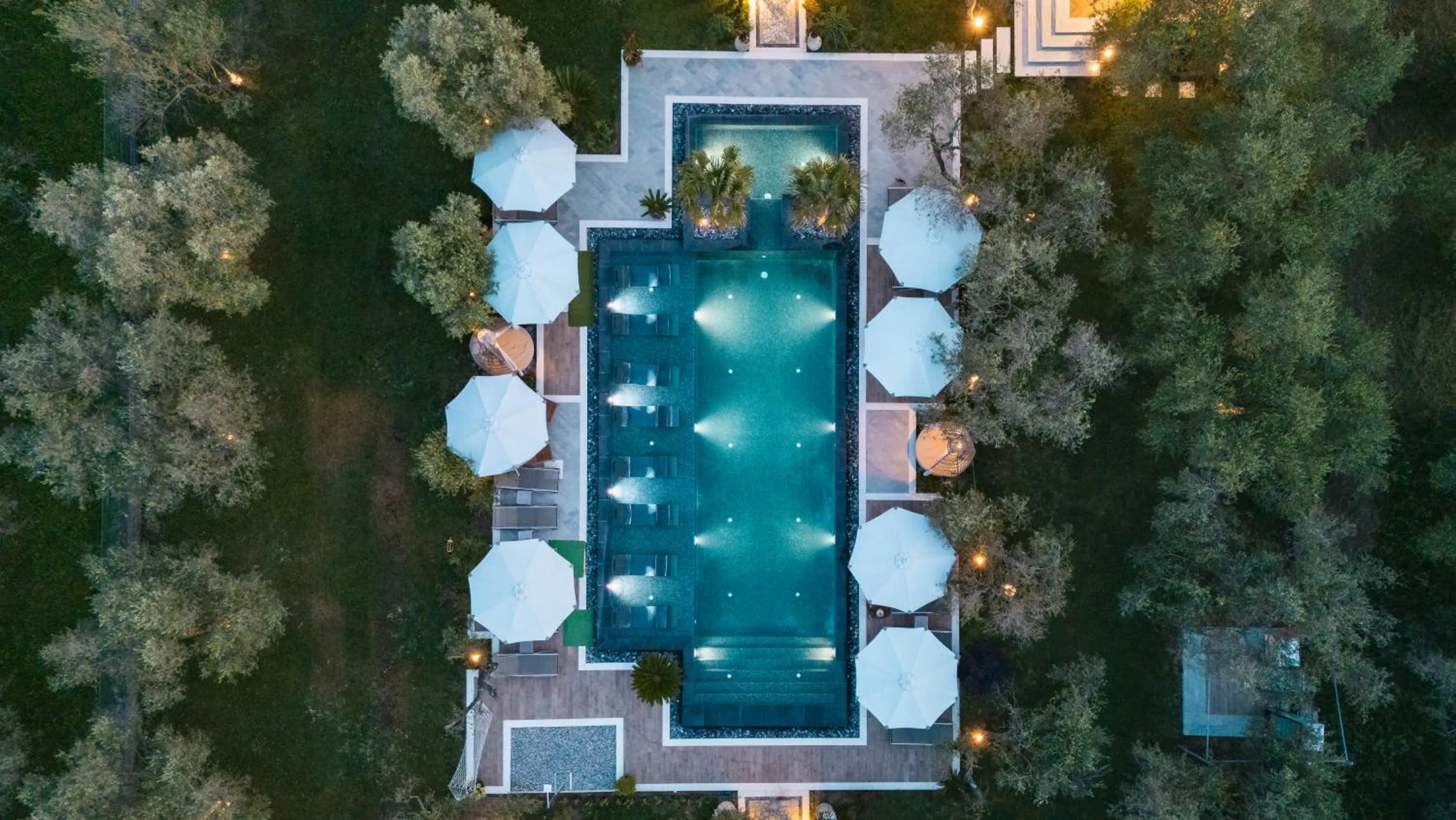 Giardino Lux Apartments