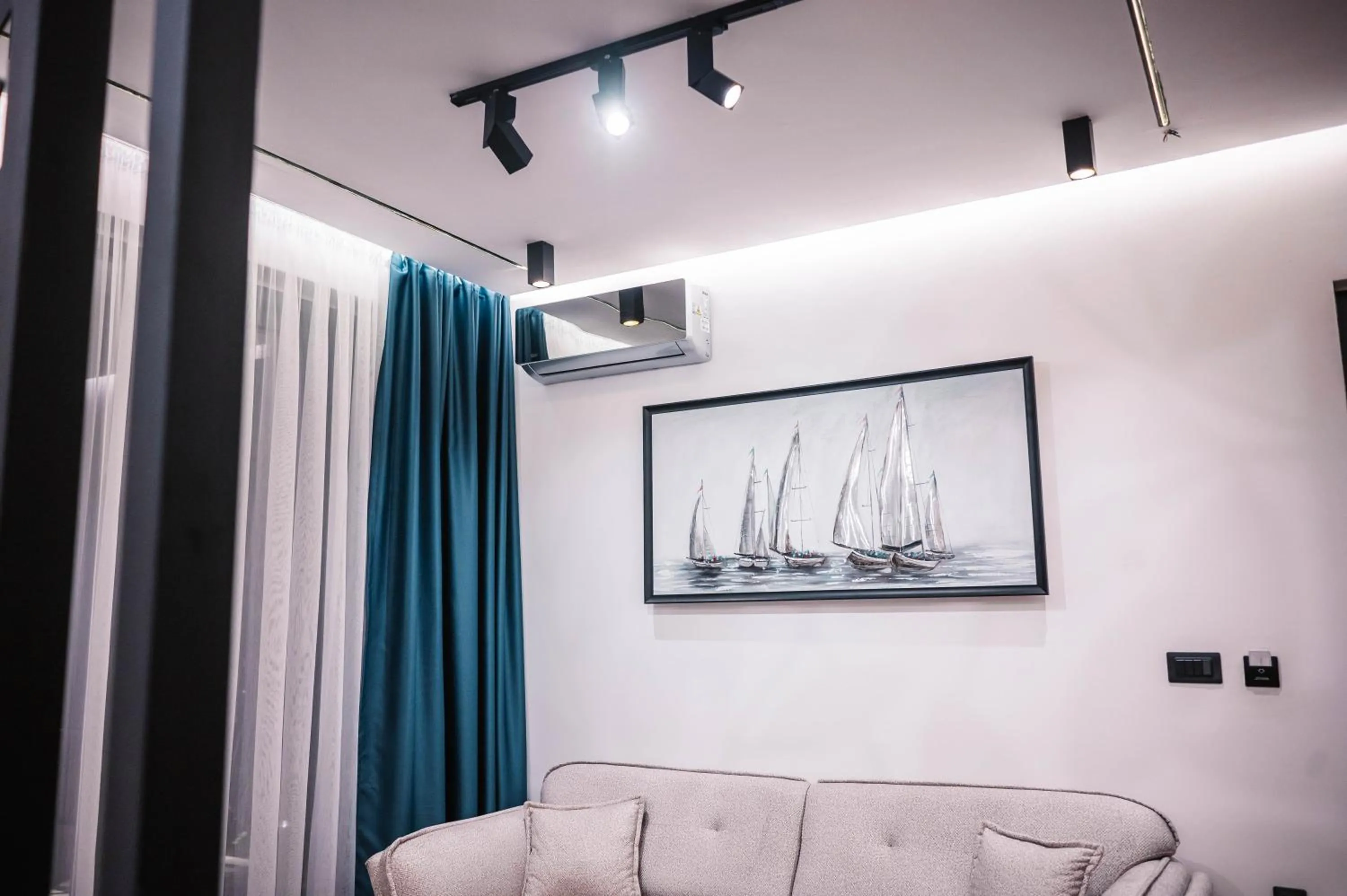 Giardino Lux Apartments
