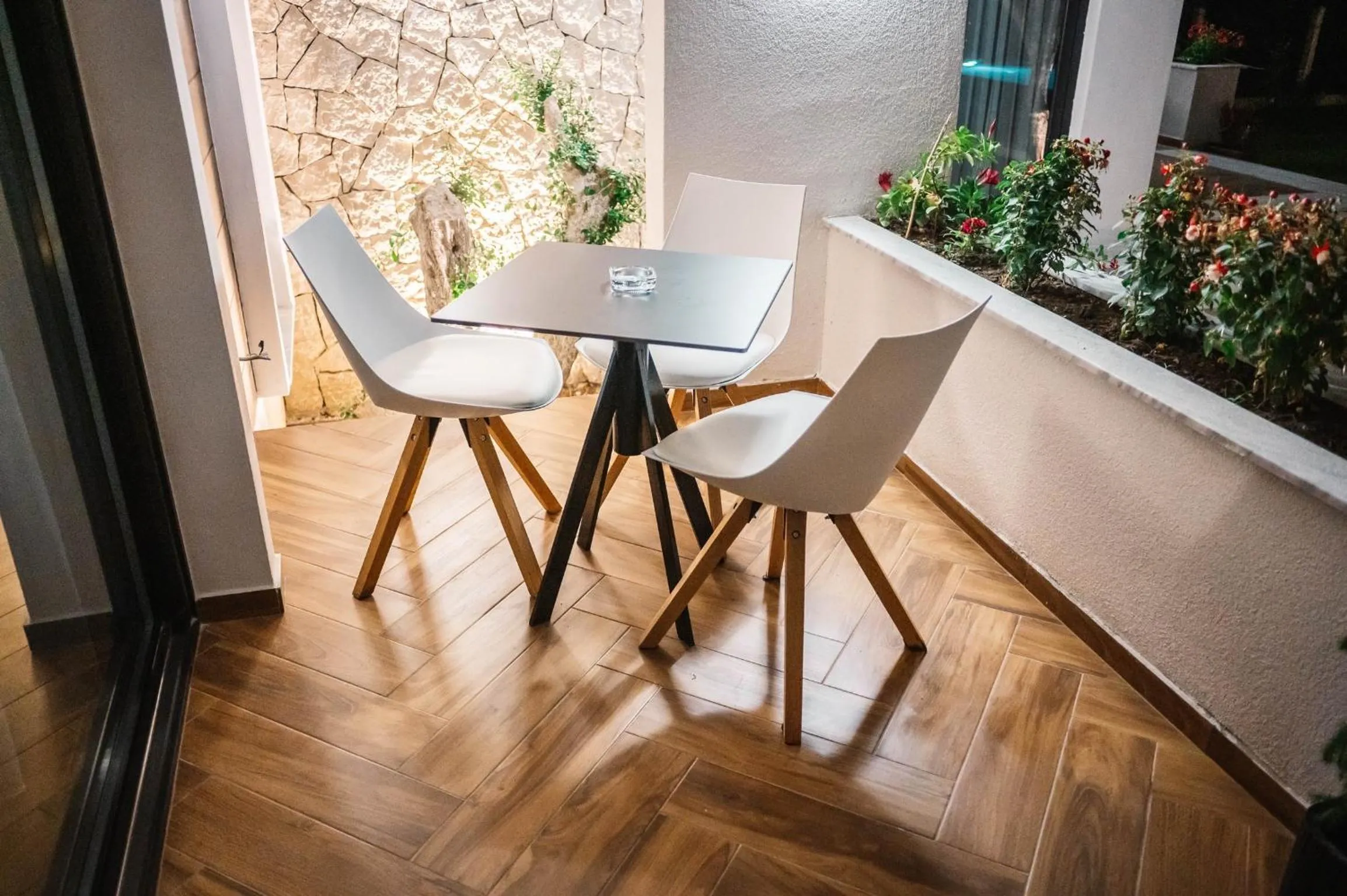 Giardino Lux Apartments
