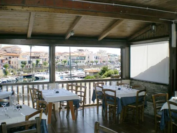 Lina Hotel