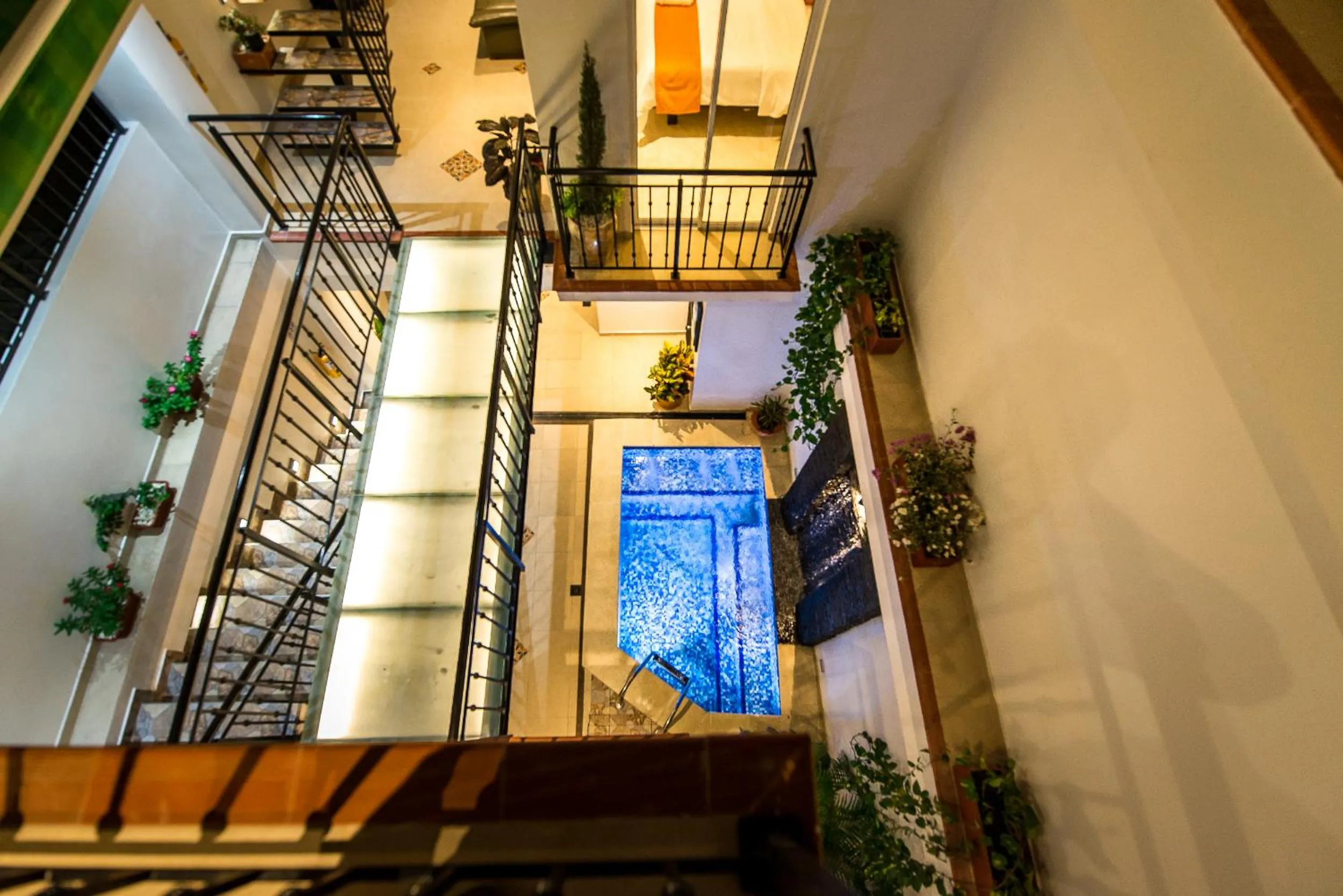 Pool view in Hotel Boutique Marbore