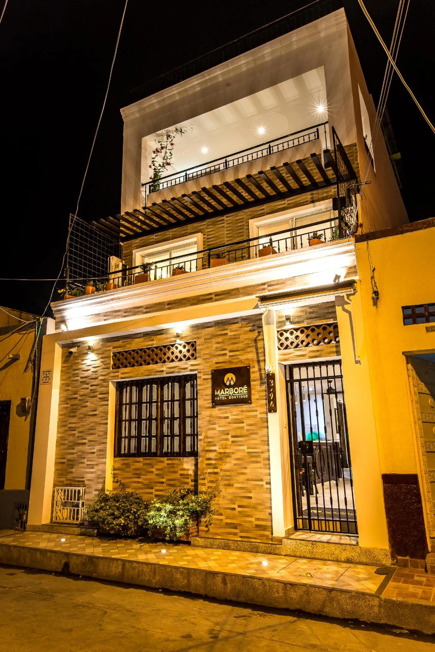 Property building in Hotel Boutique Marbore