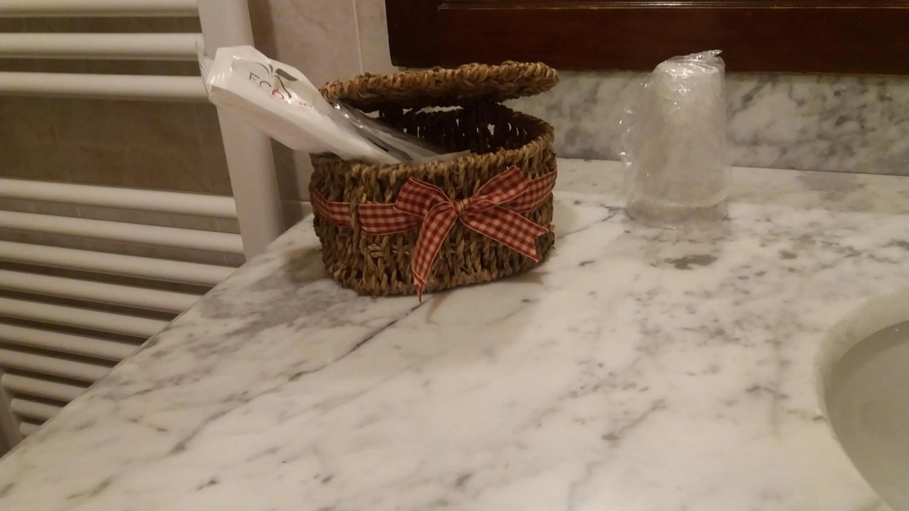 Decorative detail in Locanda dei Fiori