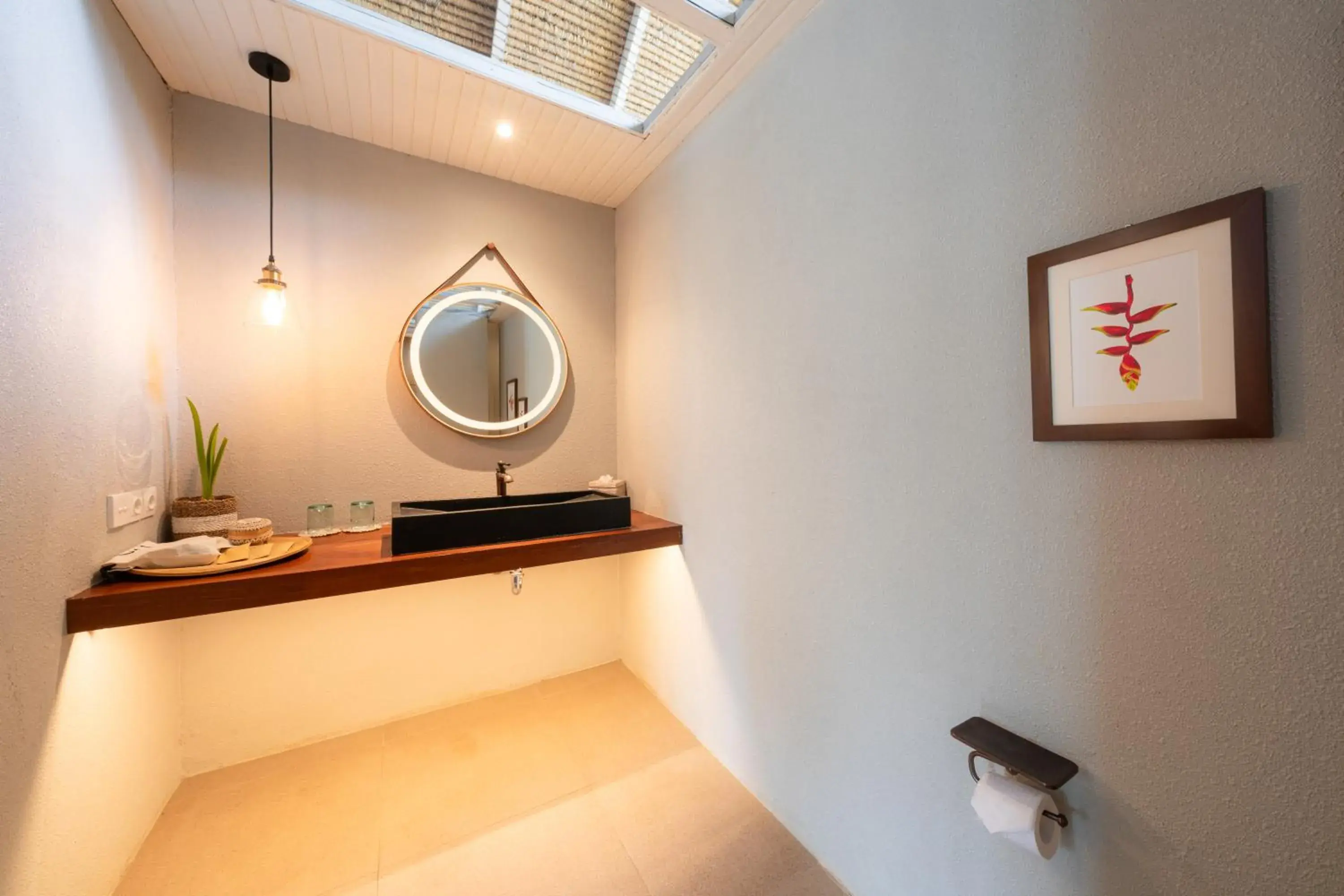 Bathroom in Hotel Lumi Gili Trawangan Bathroom in Hotel Lumi Gili Trawangan