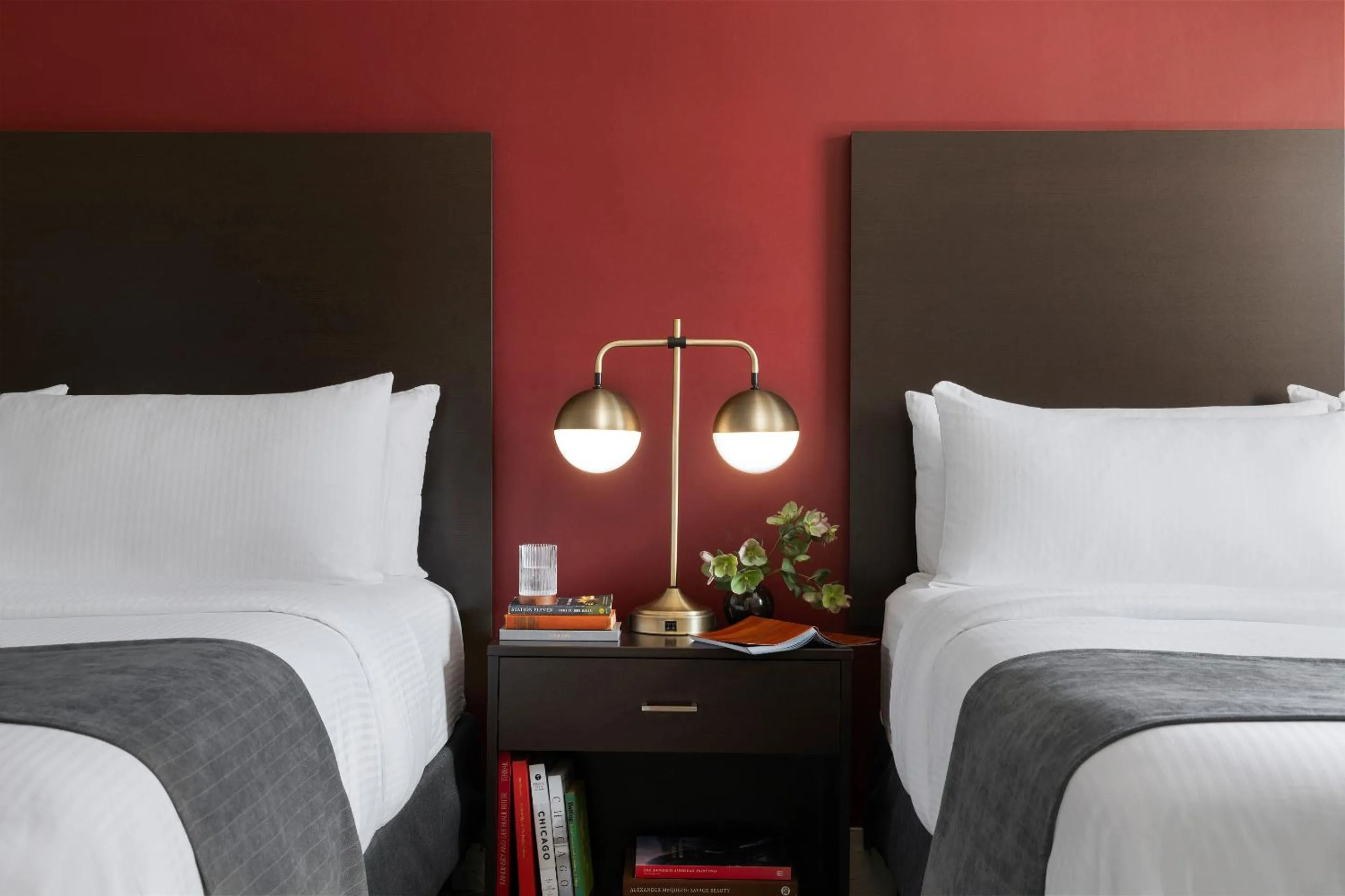 Bedroom, Bed in Majestic Hotel