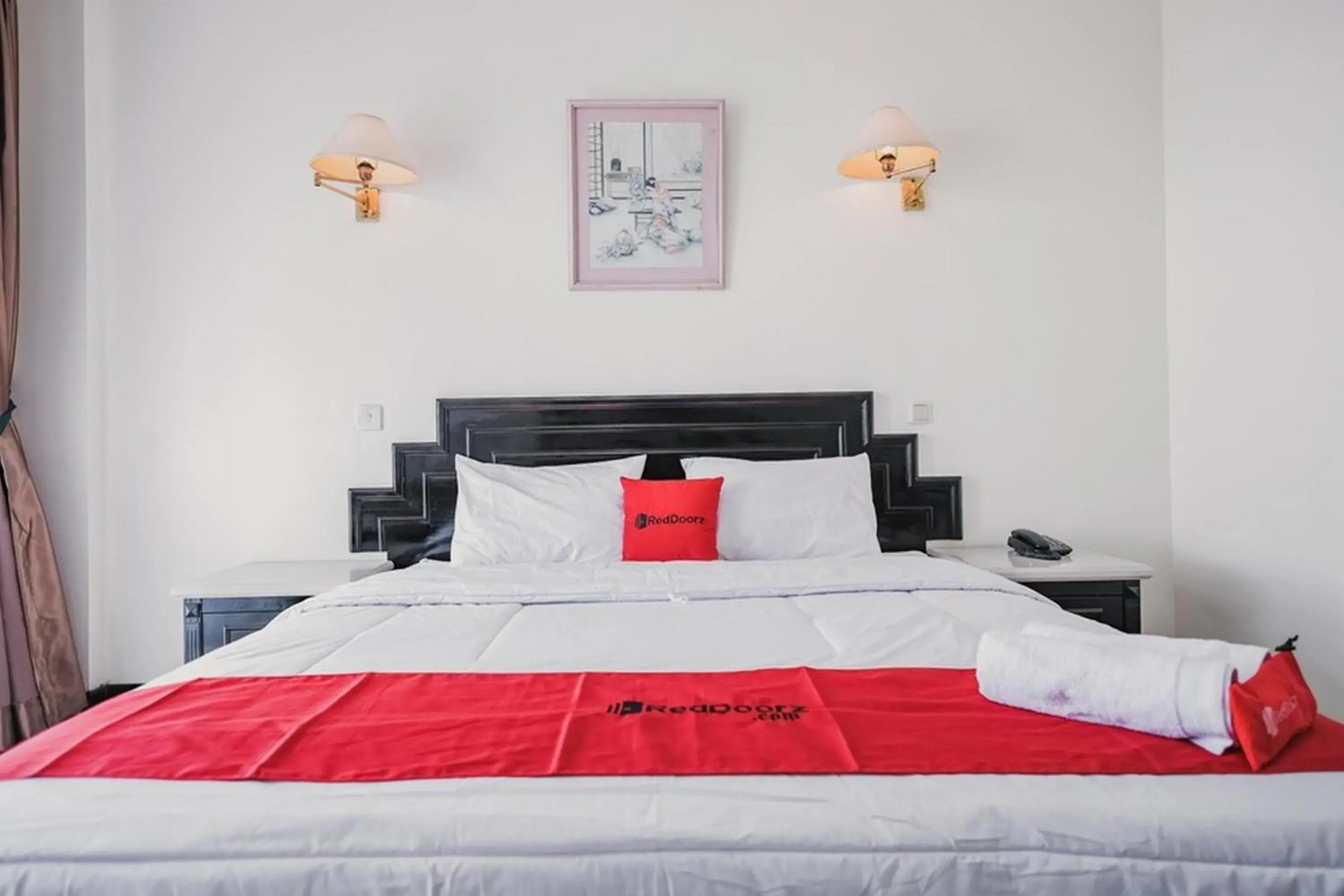 Bed in RedDoorz Plus near Pelabuhan Merak Bed in RedDoorz Plus near Pelabuhan Merak