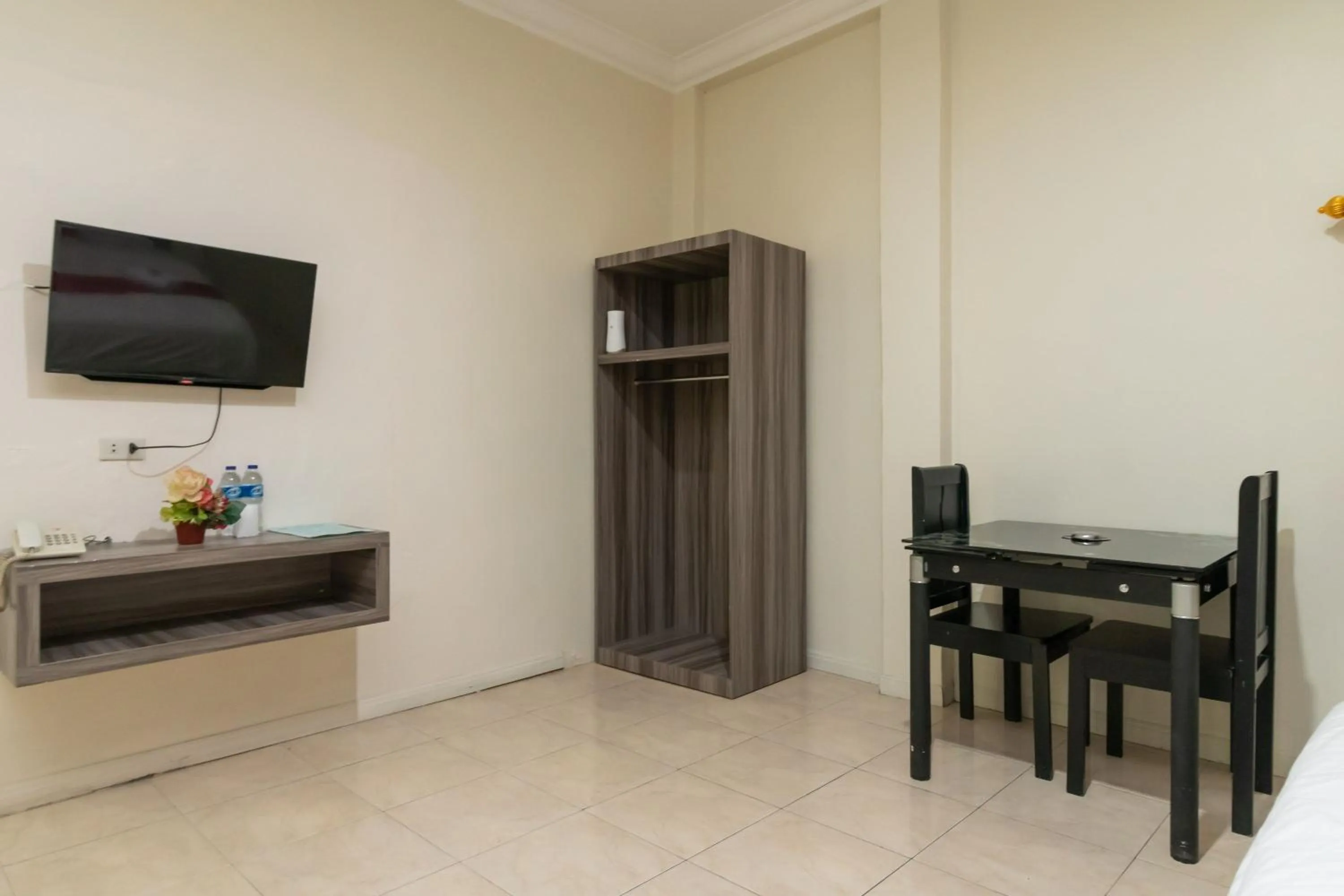 Bedroom in RedDoorz @ Pematangsiantar