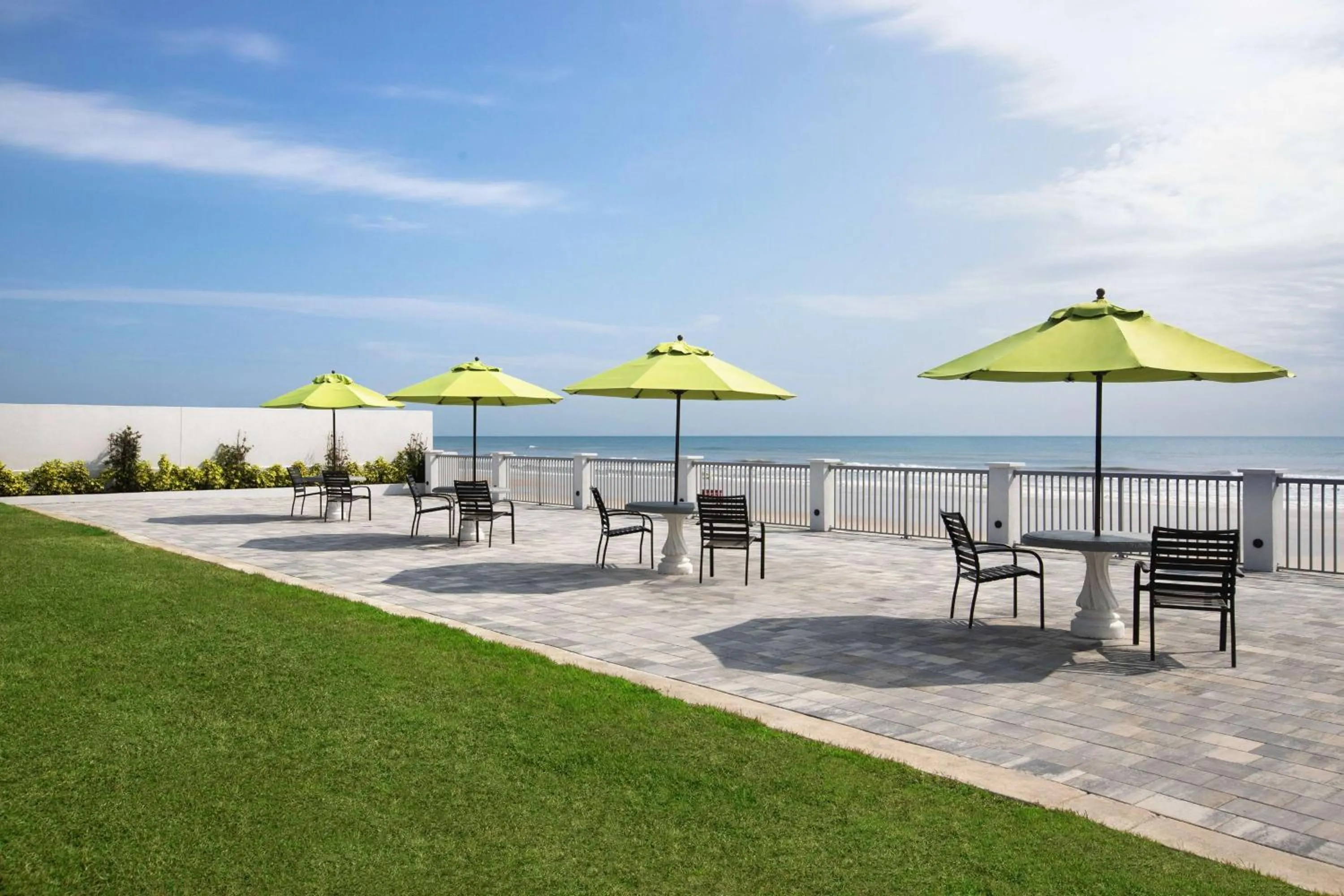 Beach in La Quinta by Wyndham Oceanfront Daytona Beach