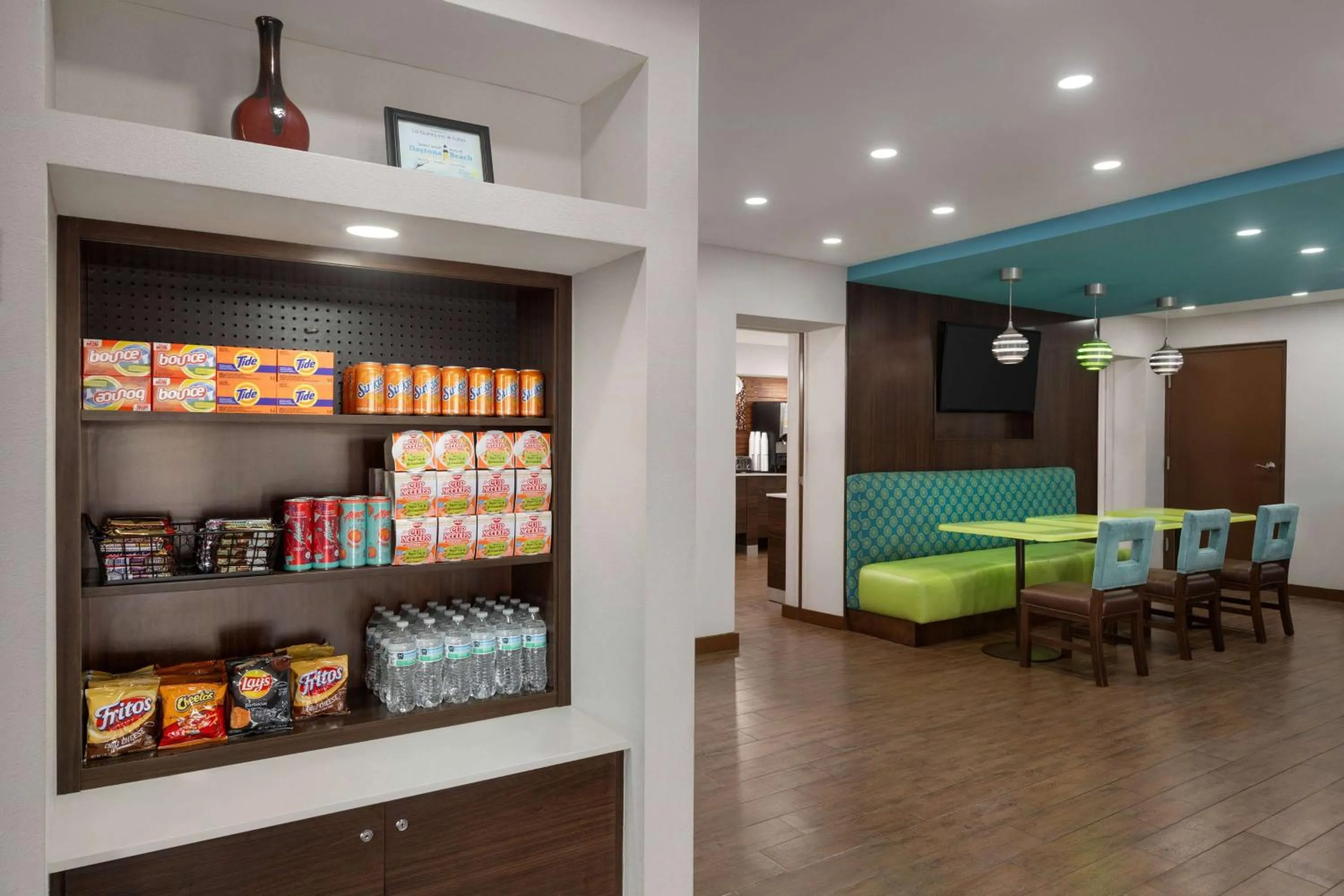 Food and drinks in La Quinta by Wyndham Oceanfront Daytona Beach