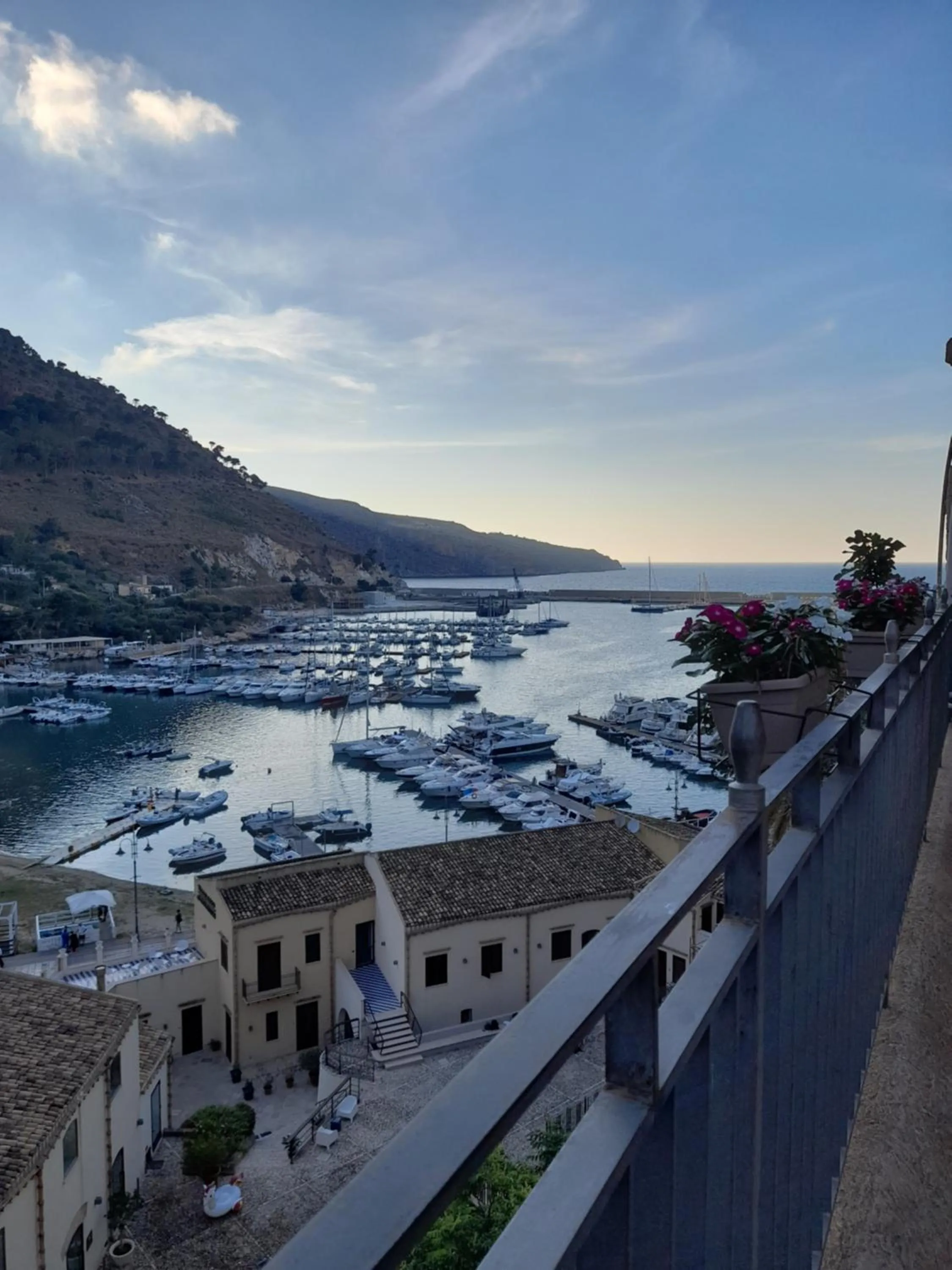 Nearby landmark in Aziyz Camere