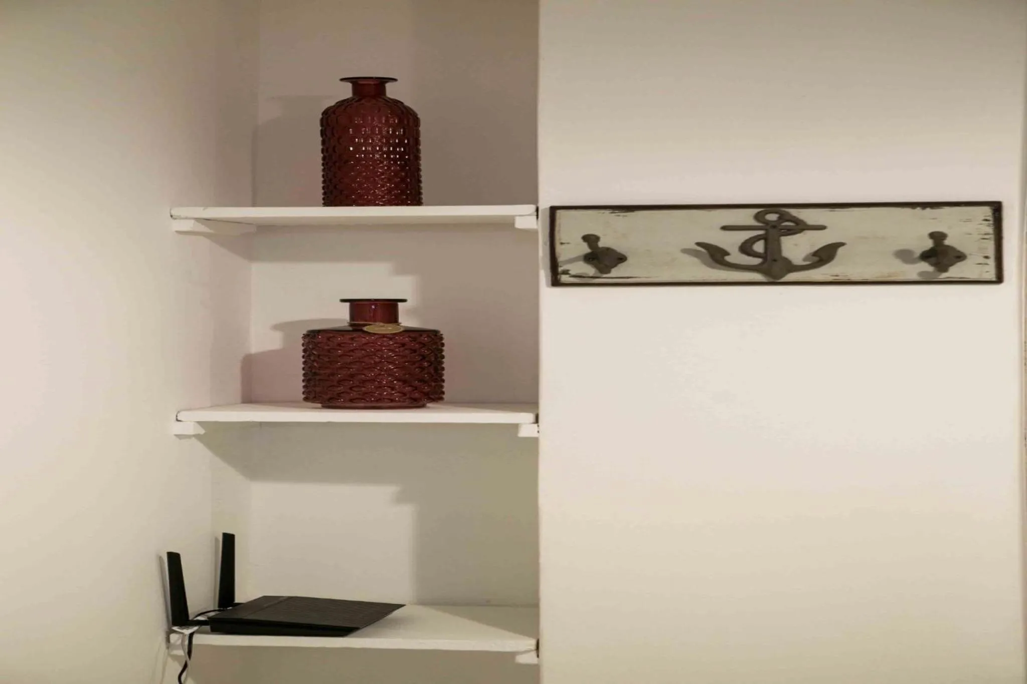 Best House, Kolchidos, Ampelokipoi Metro, Athens