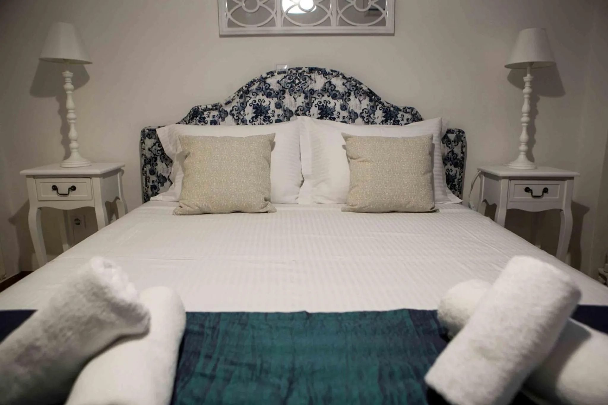 Bed in Best House, Kolchidos, Ampelokipoi Metro, Athens