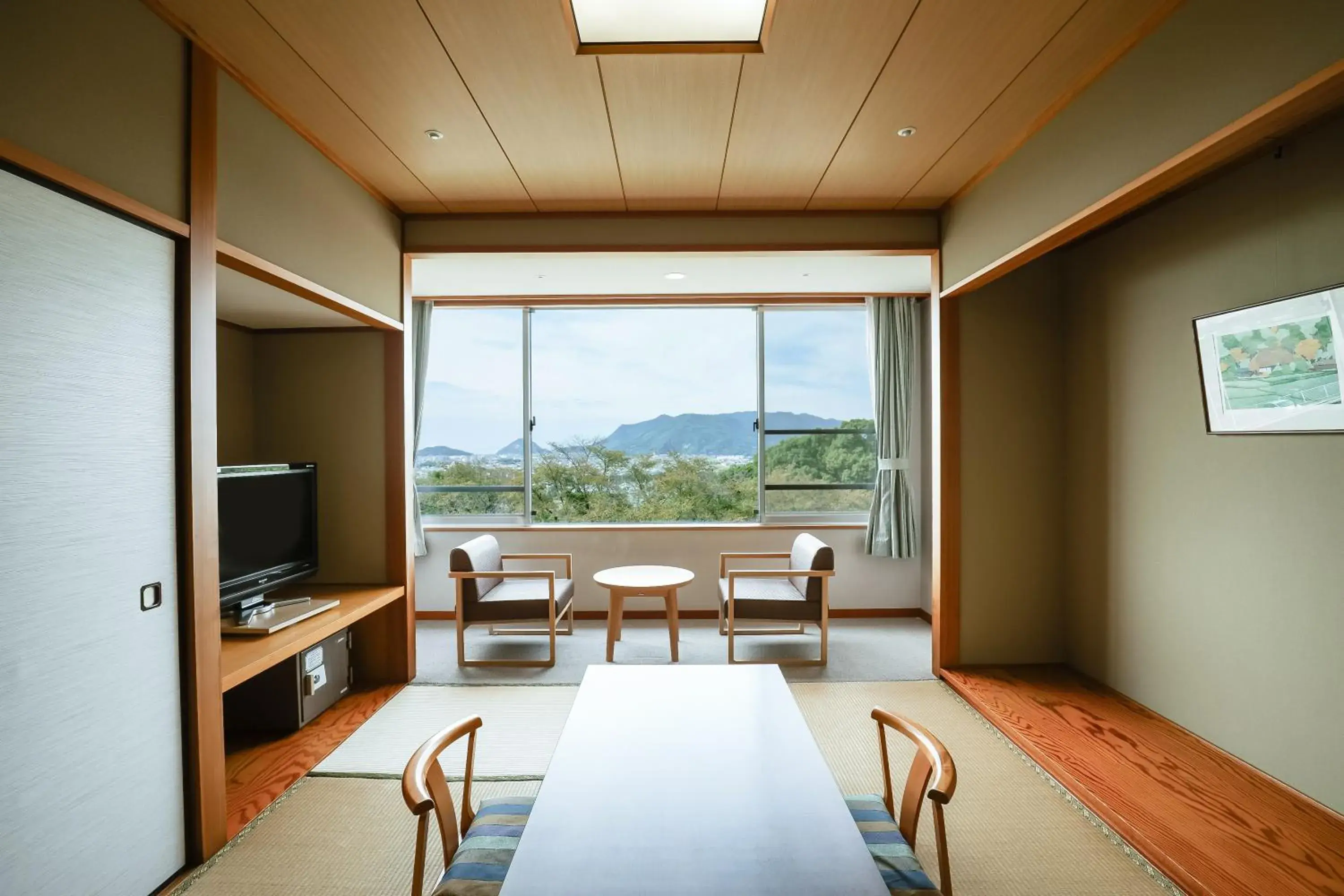 Photo of the whole room in KAMENOI HOTEL Kanonji Photo of the whole room in KAMENOI HOTEL Kanonji