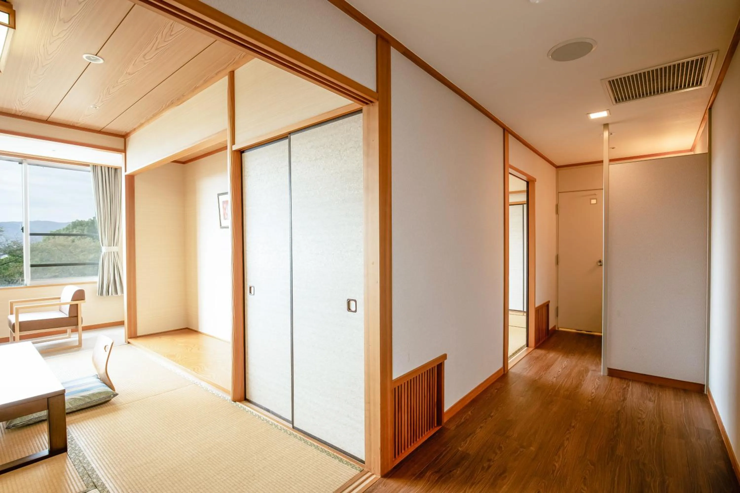 Photo of the whole room in KAMENOI HOTEL Kanonji