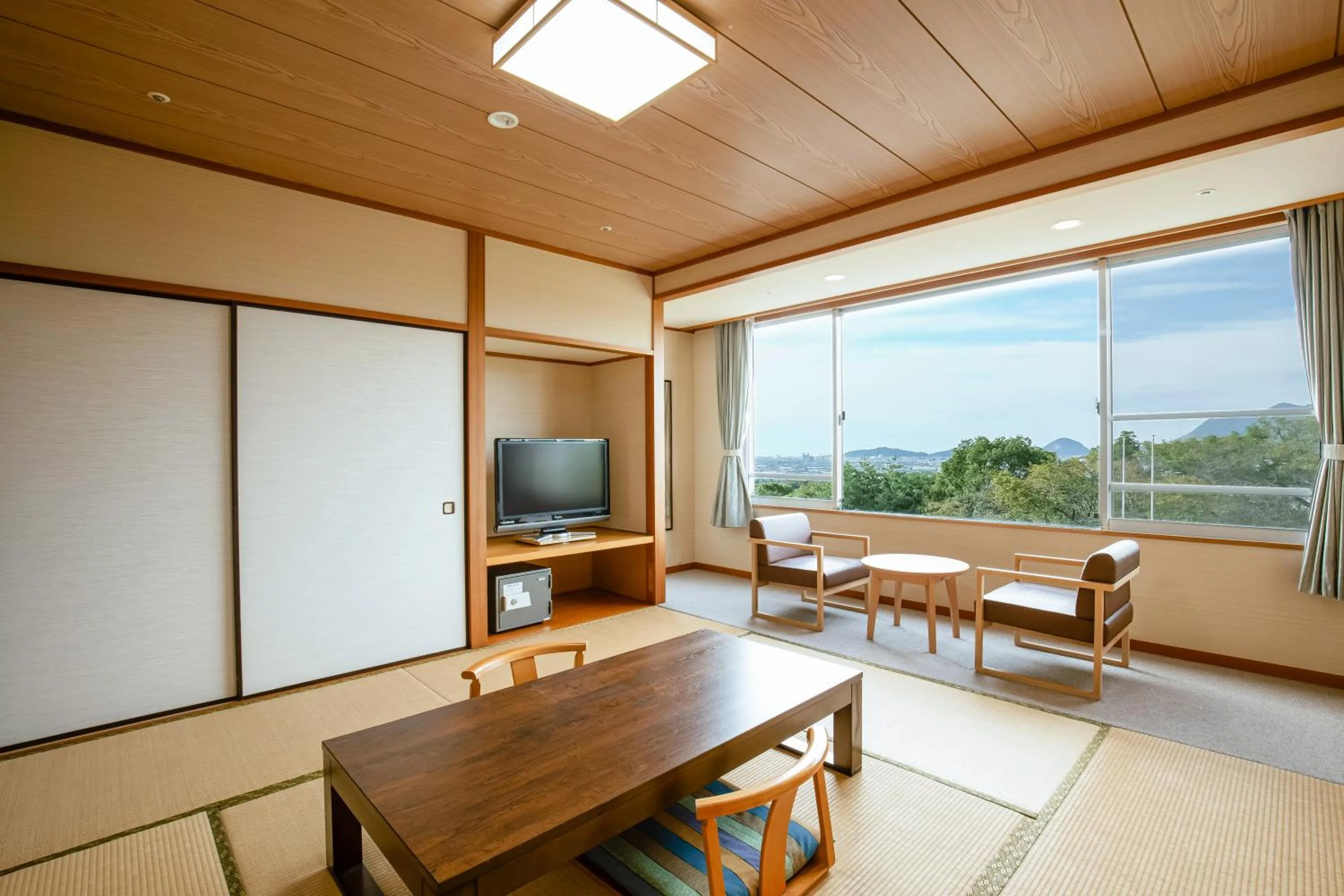 Photo of the whole room in KAMENOI HOTEL Kanonji