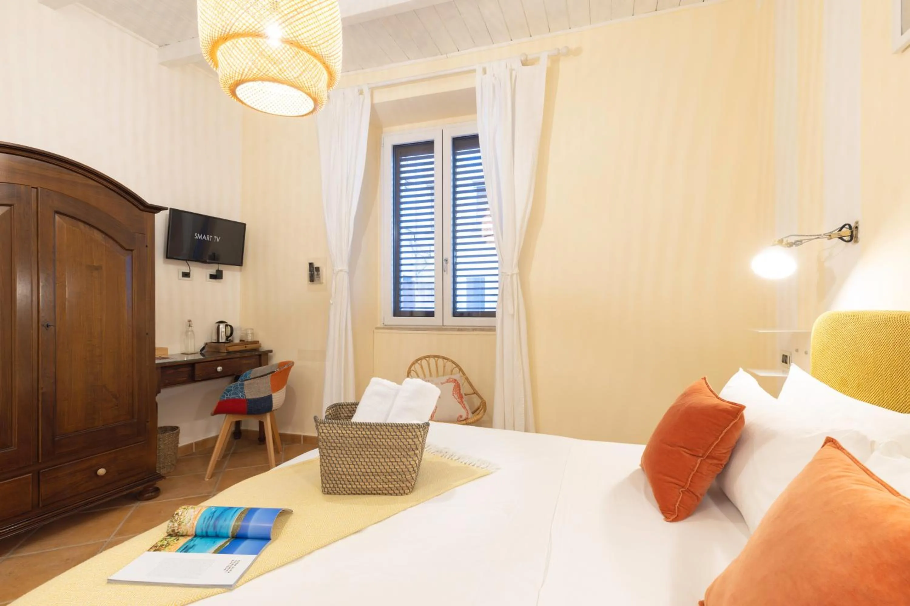 Bed in Cagliari Old Town B&B