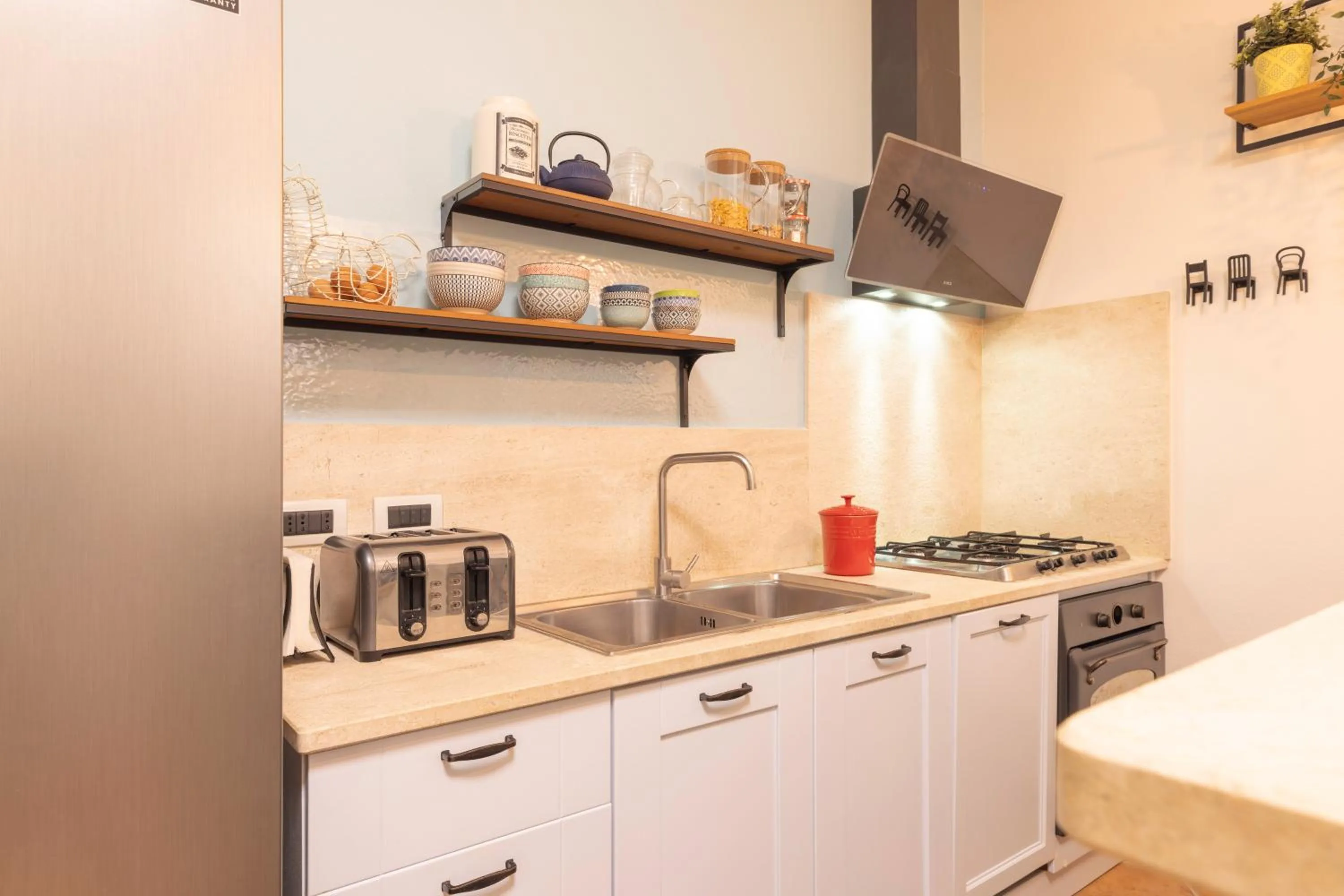 Dining area in Cagliari Old Town B&B