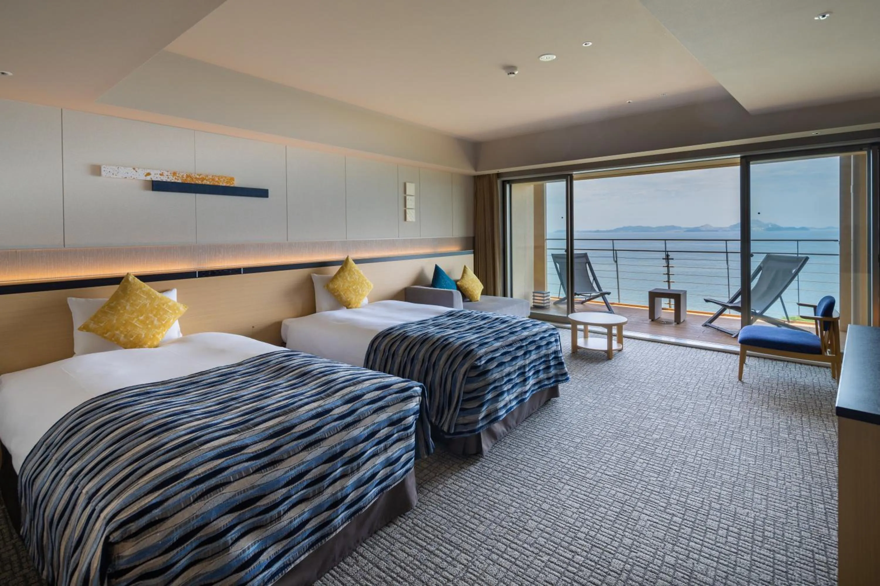 Photo of the whole room, Bed in KAMENOI HOTEL Ako