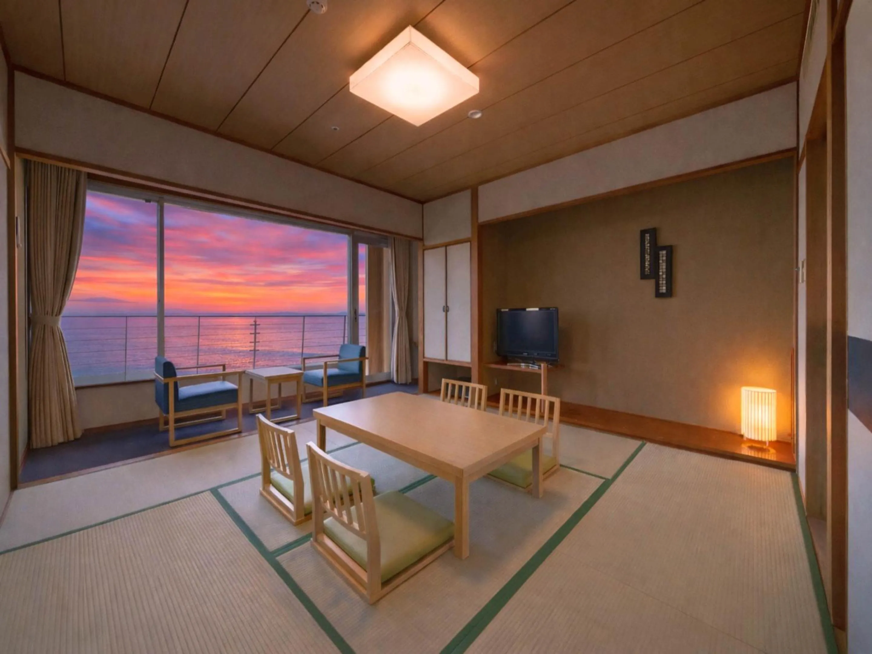 Photo of the whole room in KAMENOI HOTEL Ako