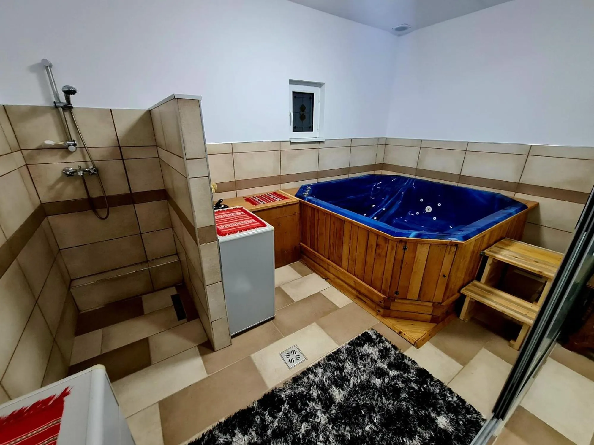 Hot Tub in Armenopolis - Adults Only
