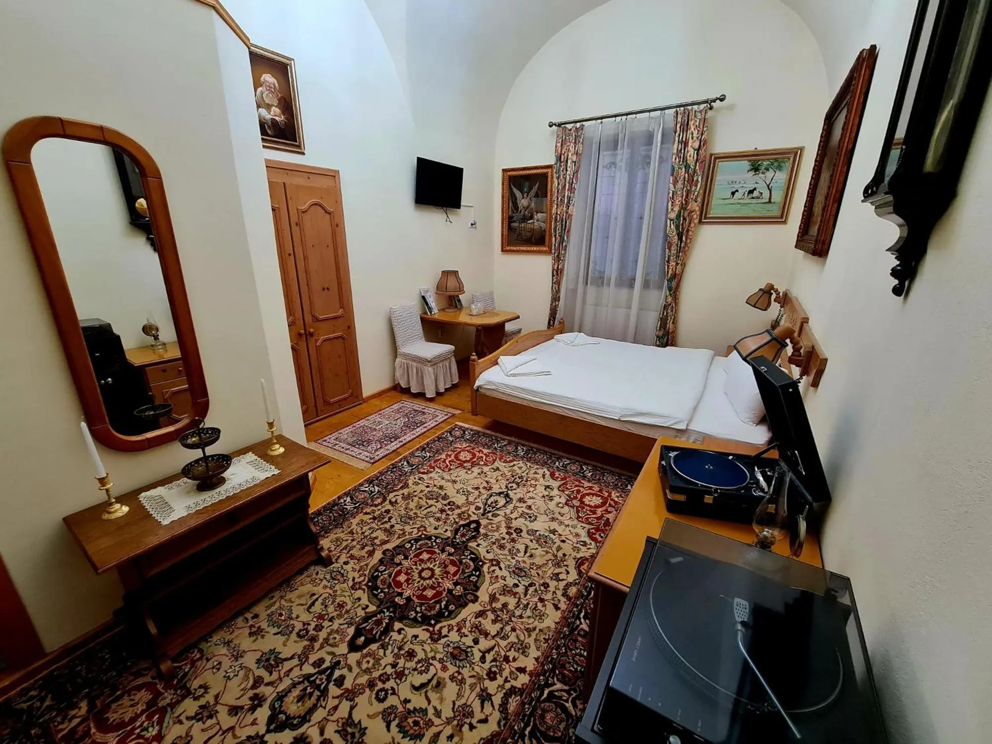 Bedroom, Bed in Armenopolis - Adults Only