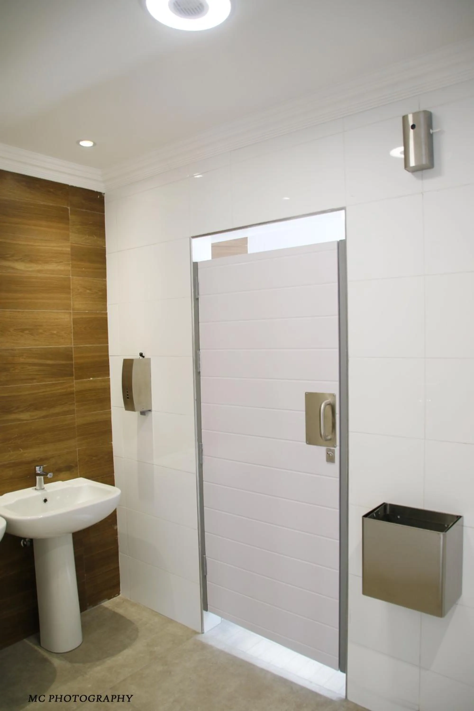 Bathroom in King's Palace Hotel Rustenburg